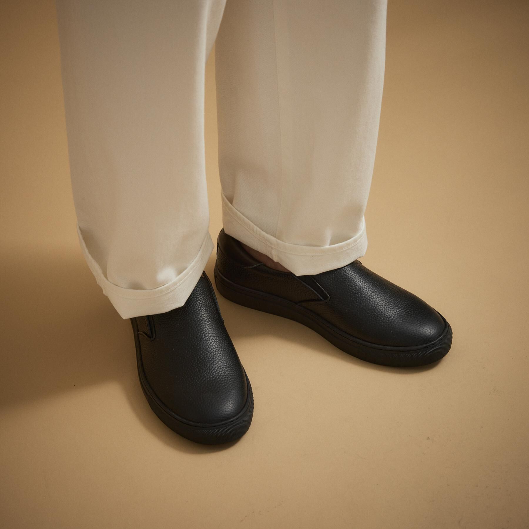 TAKEO KIKUCHI「レザースリッポンスニーカー」|スニーカー|