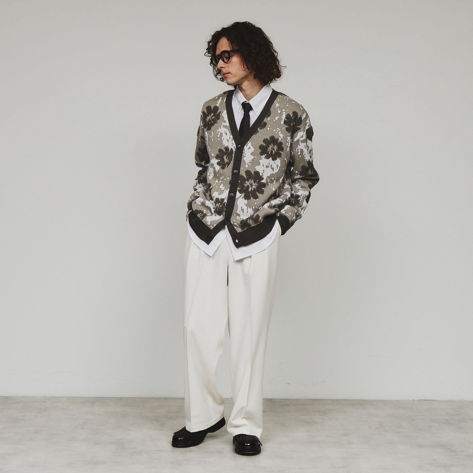 tk.TAKEO KIKUCHI「フラワージャカードカーディガン」|カーディガン|