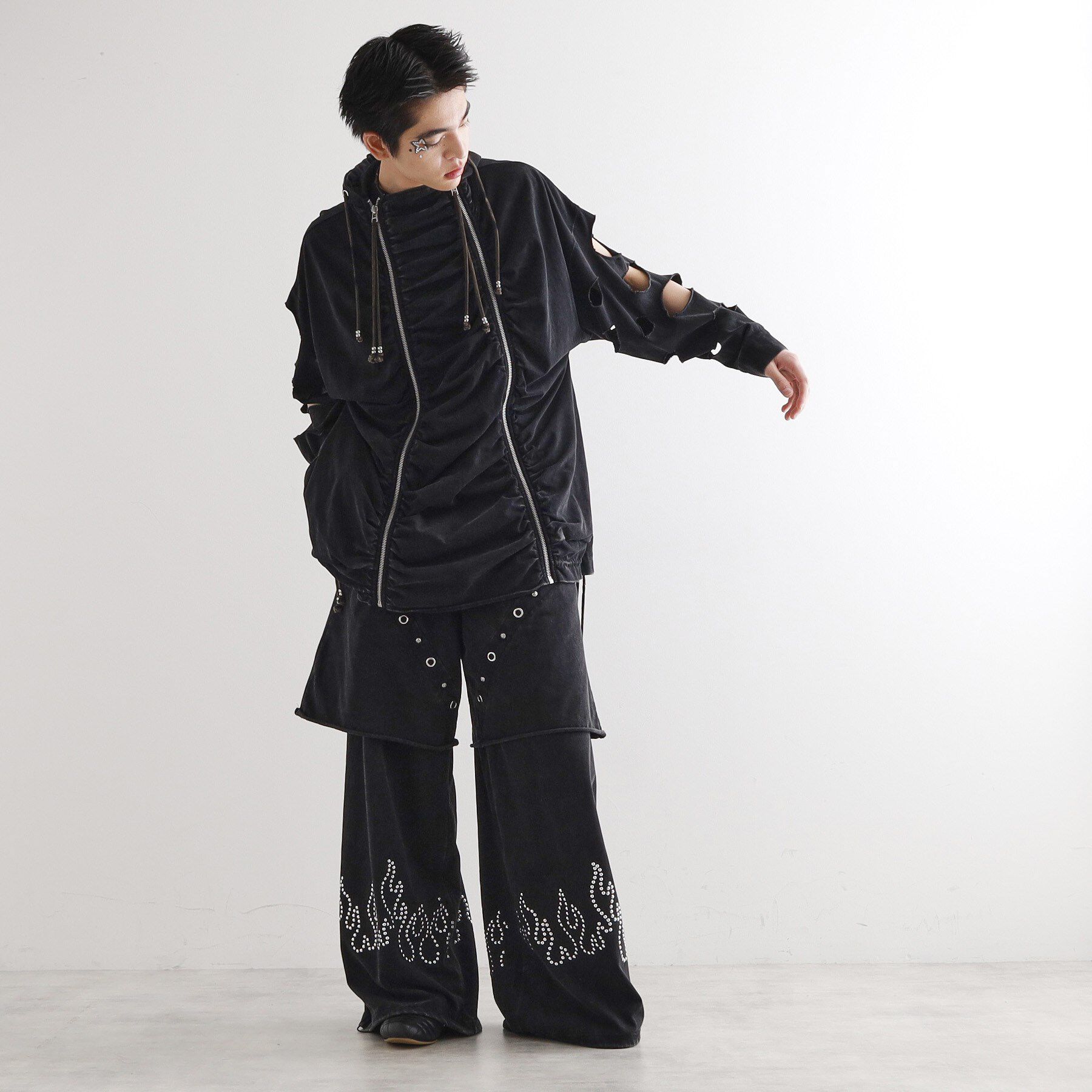 tk.TAKEO KIKUCHI「K&rsquo;PJT by AOI 『Lightweight Pants』」|その他|