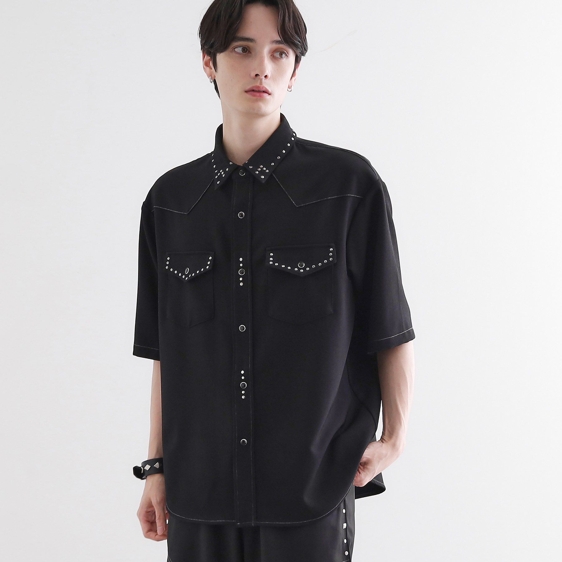 tk.TAKEO KIKUCHI「ウェスタンスタッズシャツ」|シャツ・ブラウス|ブラック(019)