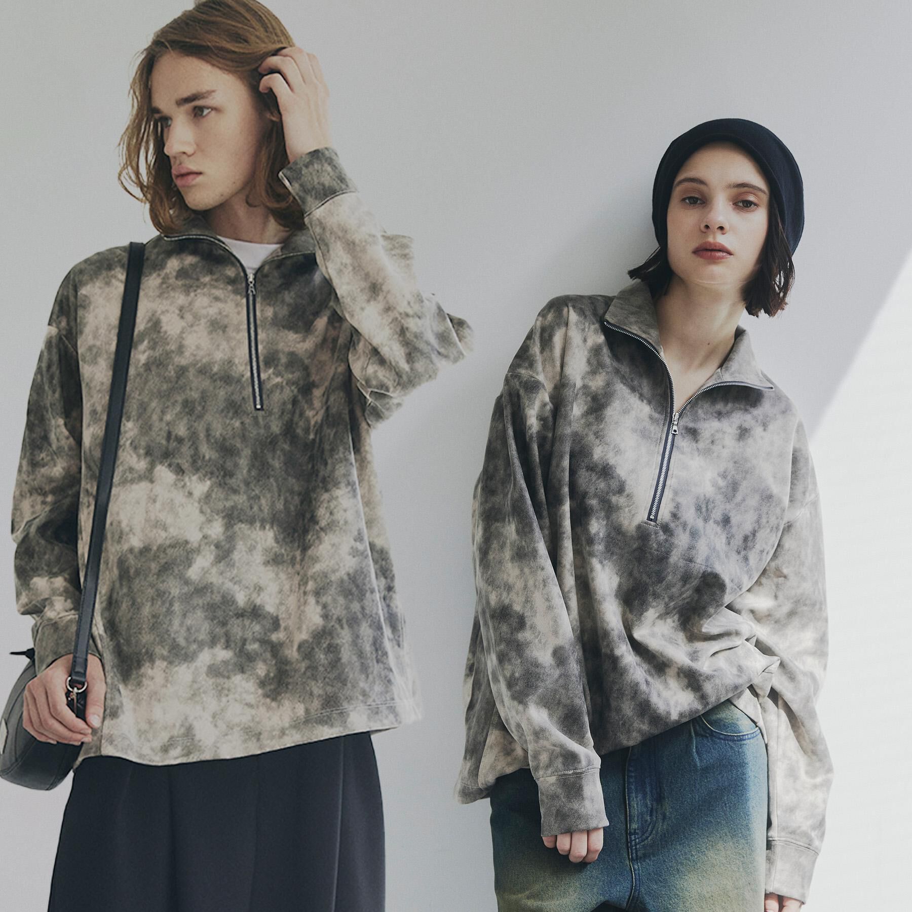 tk.TAKEO KIKUCHI「ヴィンテージライクプリント ハーフジッププルオーバー」|Tシャツ・カットソー|オフホワイト(003