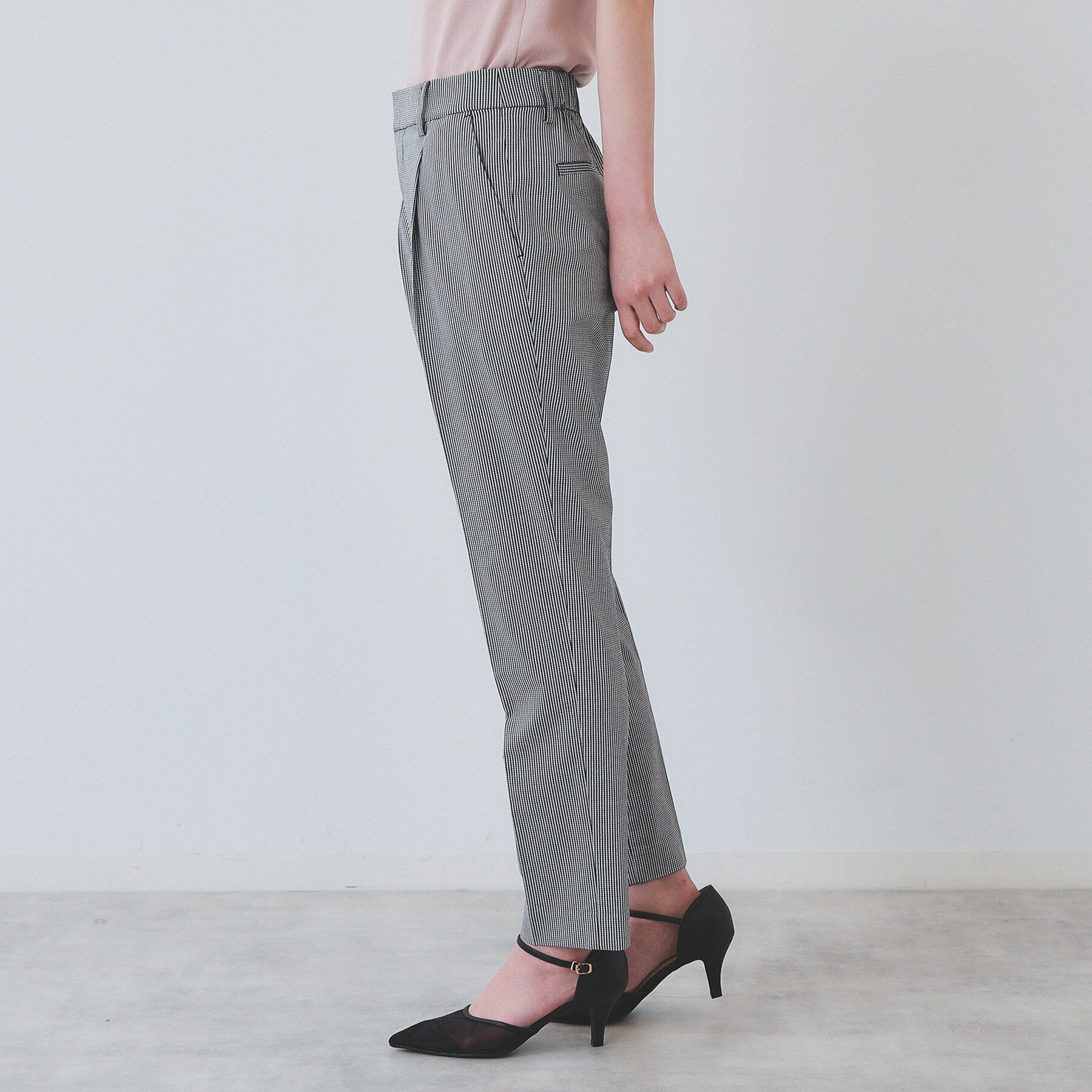 index「《6色展開/XS-LLサイズ》コンパクトストレッチテーパードパンツ【洗濯機洗い可/吸水速乾/透け防止」|その他|