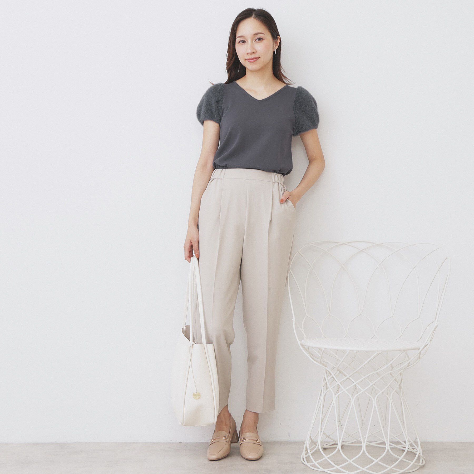 index「《6色展開》フェザーパフスリーブVネックニット【洗濯機洗い可】」|ニット・セーター|