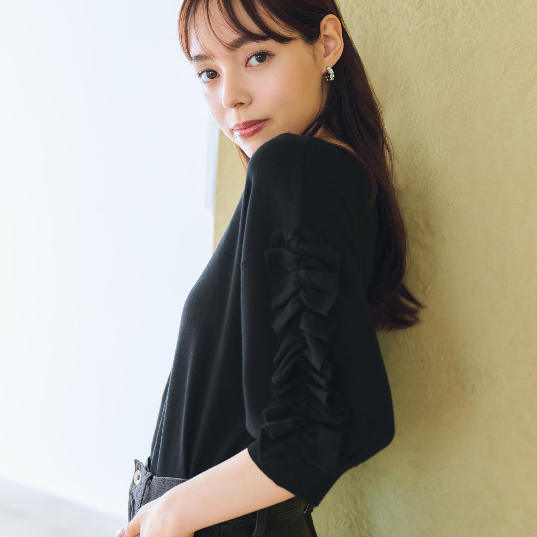 index「ラップフリルVネックニット【洗濯機洗い可/接触冷感/UVケア】」|ニット・セーター|