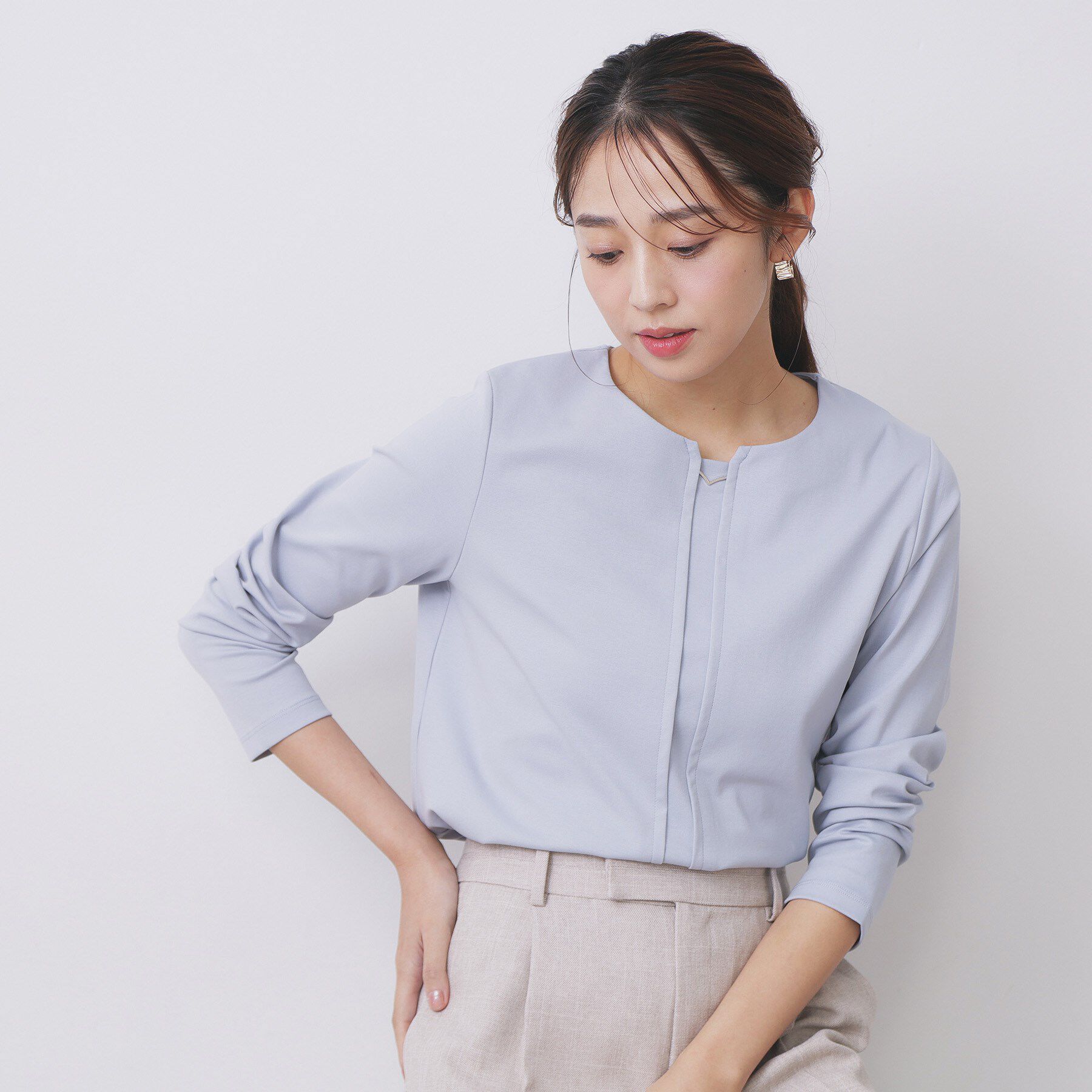 index「フロントタックモチーフポンチトップス【洗濯機OK】」|Tシャツ・カットソー|