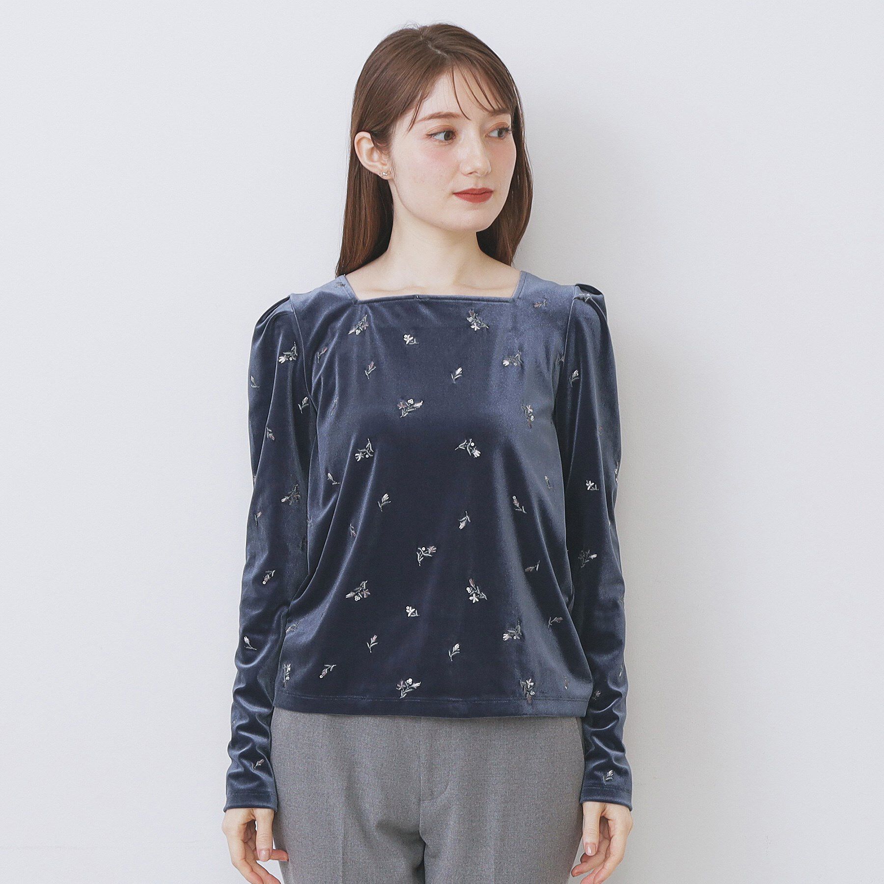 index「バックシャン小花刺繍ベロアトップス【洗濯機OK】」|Tシャツ・カットソー|