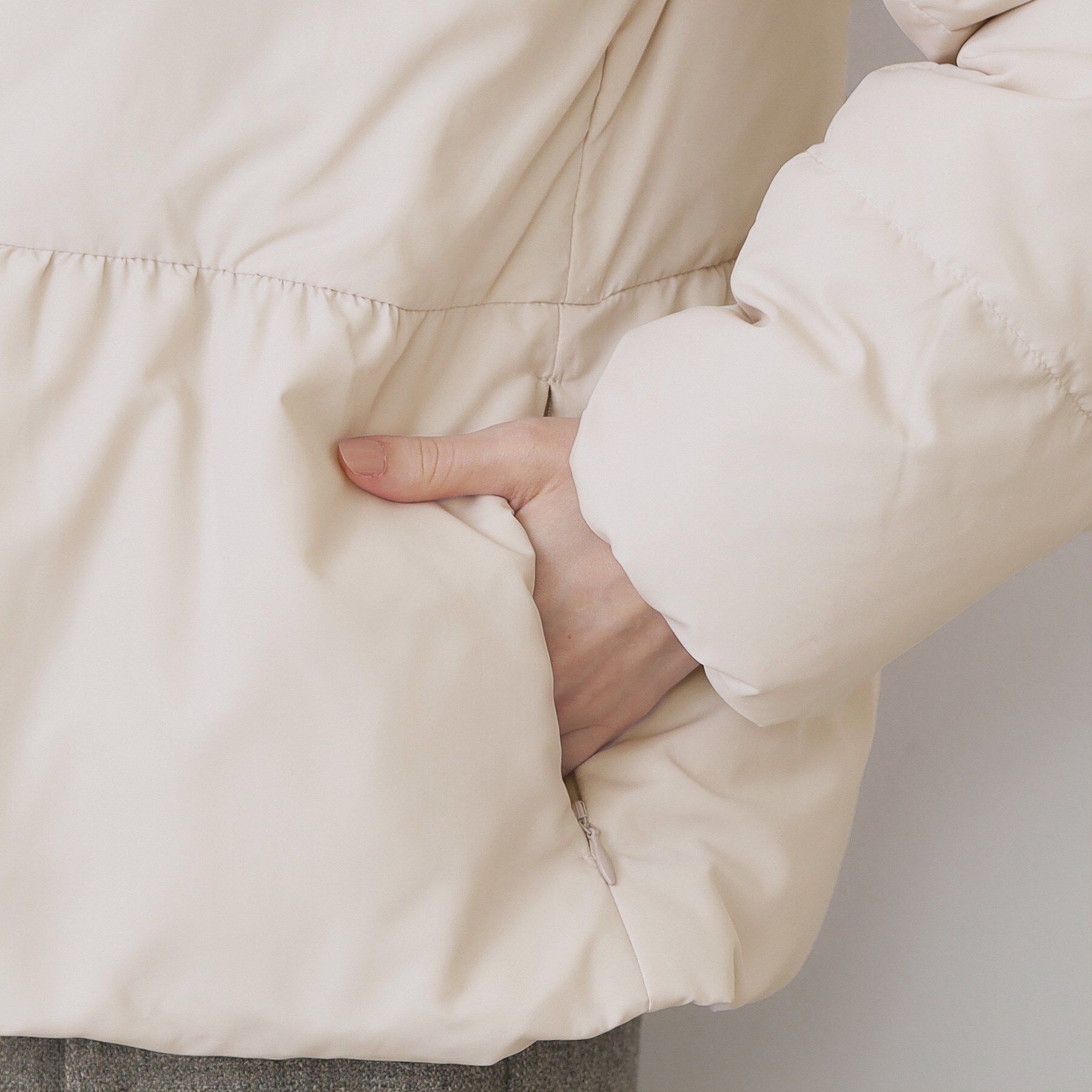 index「KAWADAダウンペプラムショートコート【撥水/洗濯機OK/静電気防止裏地】」|ダウン|