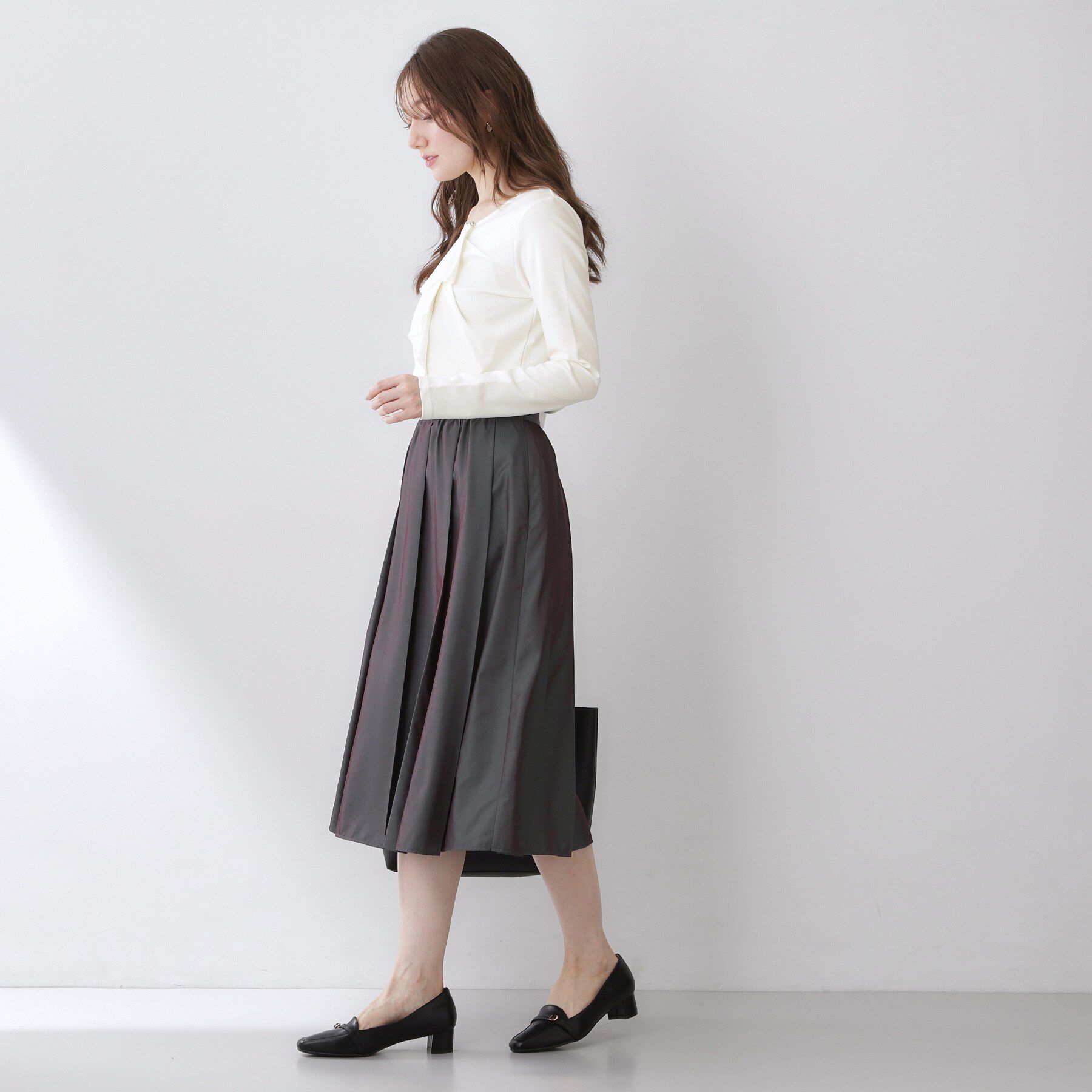 index「アシメラッフルフリルトップス【洗濯機OK】」|Tシャツ・カットソー|