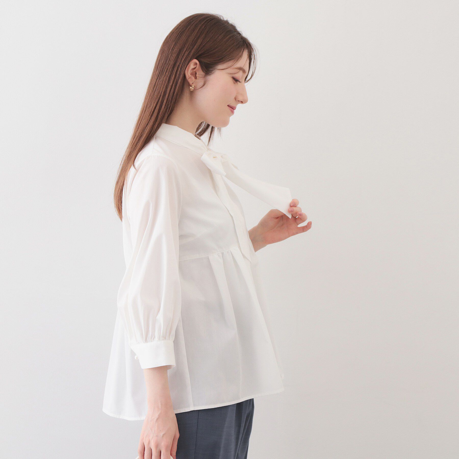 index「2WAYペプラムブラウス/ボウタイ取り外し可【洗濯機OK/イージーアイロン/防シワ】《XS～LL/8」|シャツ・ブラウス|