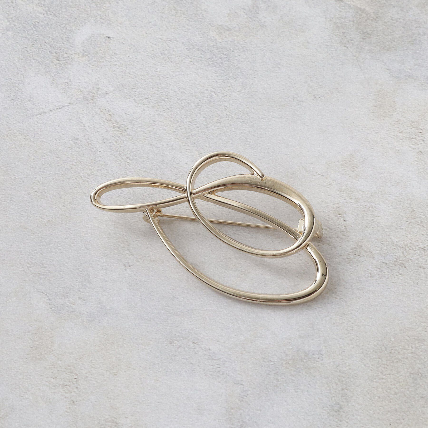 OPAQUE.CLIP「メタルラインブローチ」|ブローチ・コサージュ|