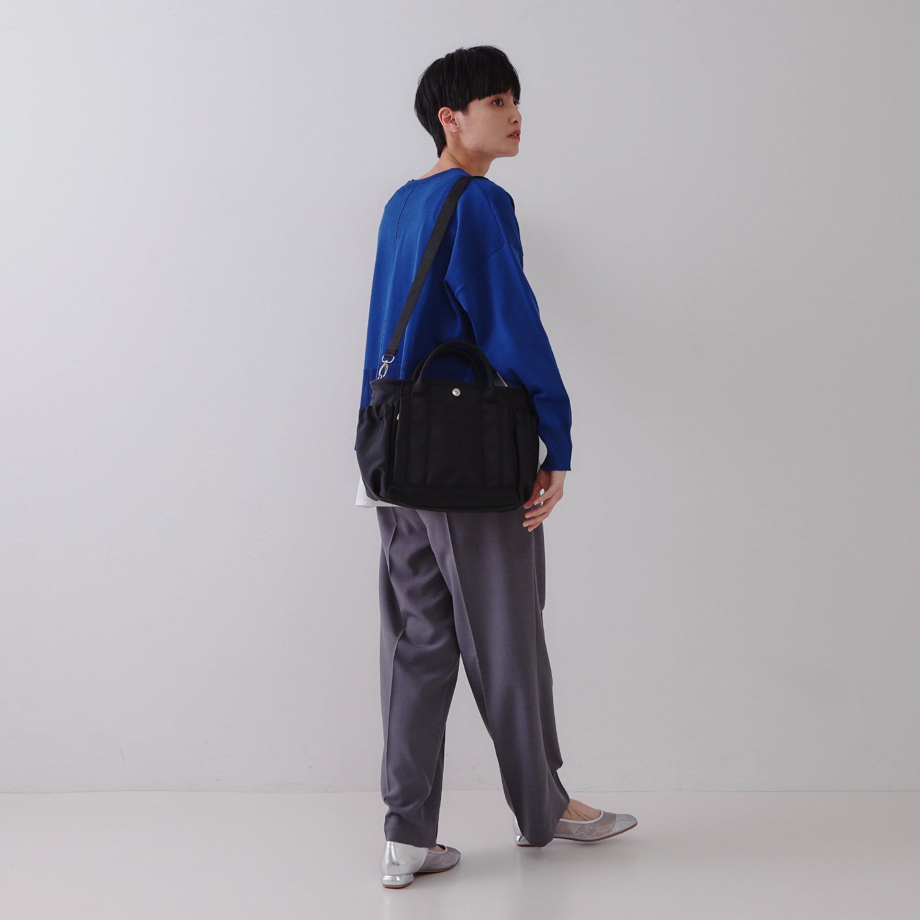 OPAQUE.CLIP「【軽量／撥水加工／2WAY】マルチポケットミドルトートバッグ」|トートバッグ|