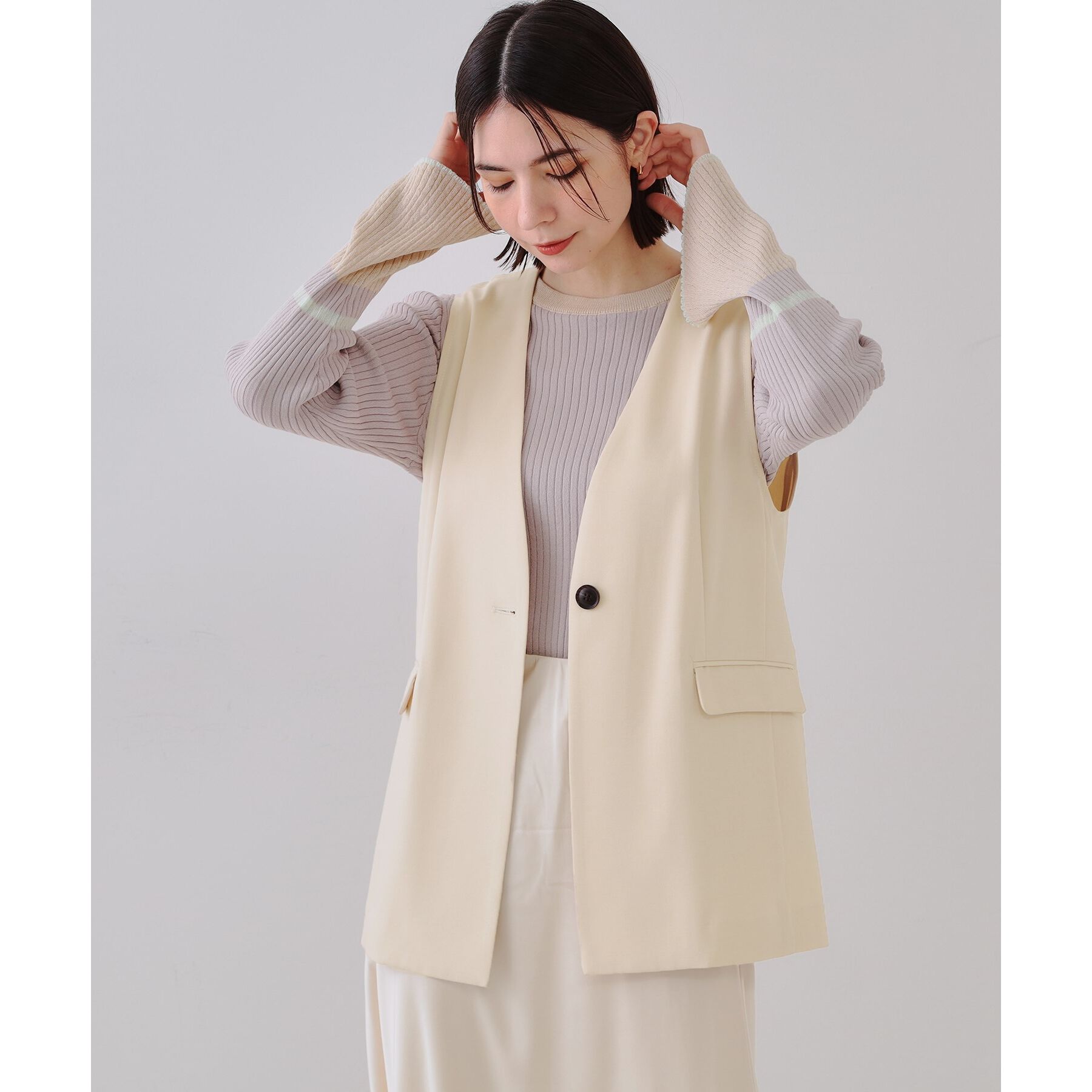 OPAQUE.CLIP「ノーカラーVネックジレ/セットアップ対応【洗濯機洗い可】」|ベスト・ジレ|