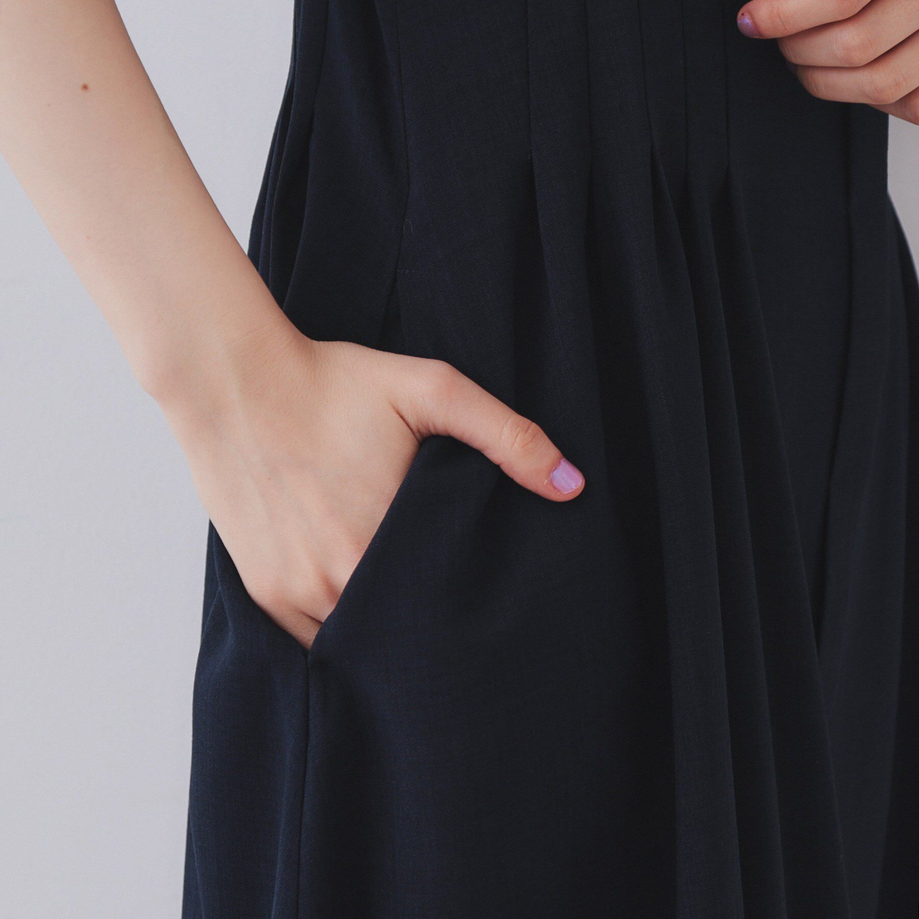 OPAQUE.CLIP「ピンタックフィット＆フレアワンピース【洗濯機洗い可】」|ワンピース|