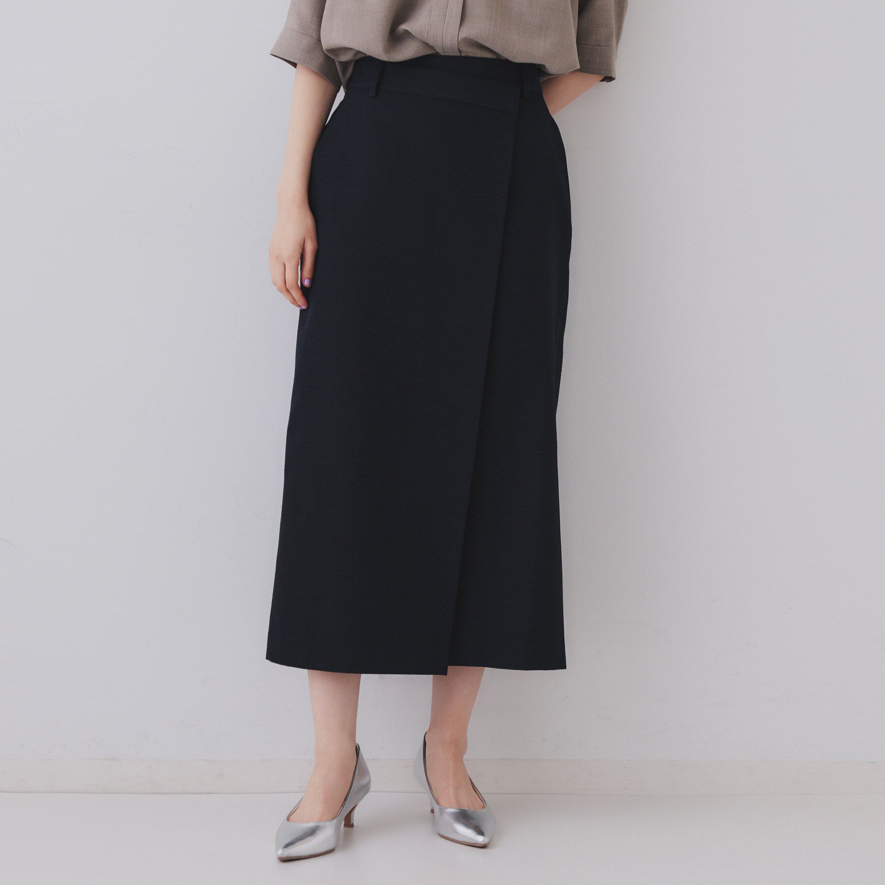 OPAQUE.CLIP「ラップ風ナロースカート【洗濯機洗い可】」|スカート|ネイビー(094)