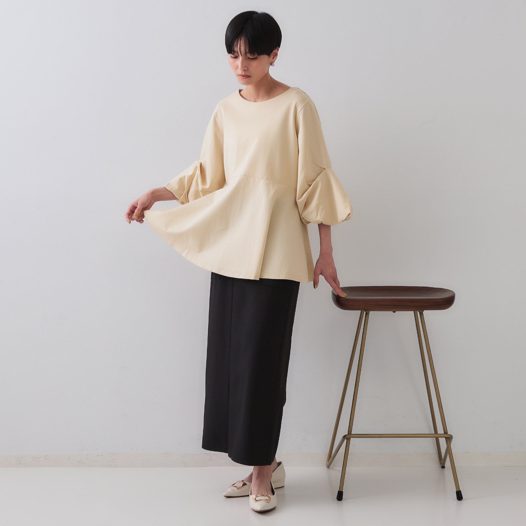 OPAQUE.CLIP「ボリュームスリーブペプラムトップス【洗濯機洗い可】」|Tシャツ・カットソー|