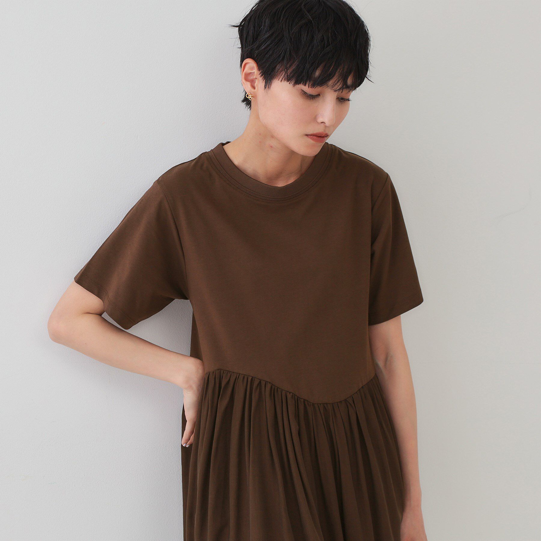 OPAQUE.CLIP「アシメドッキングフレアワンピース【洗濯機洗い可】」|ワンピース|