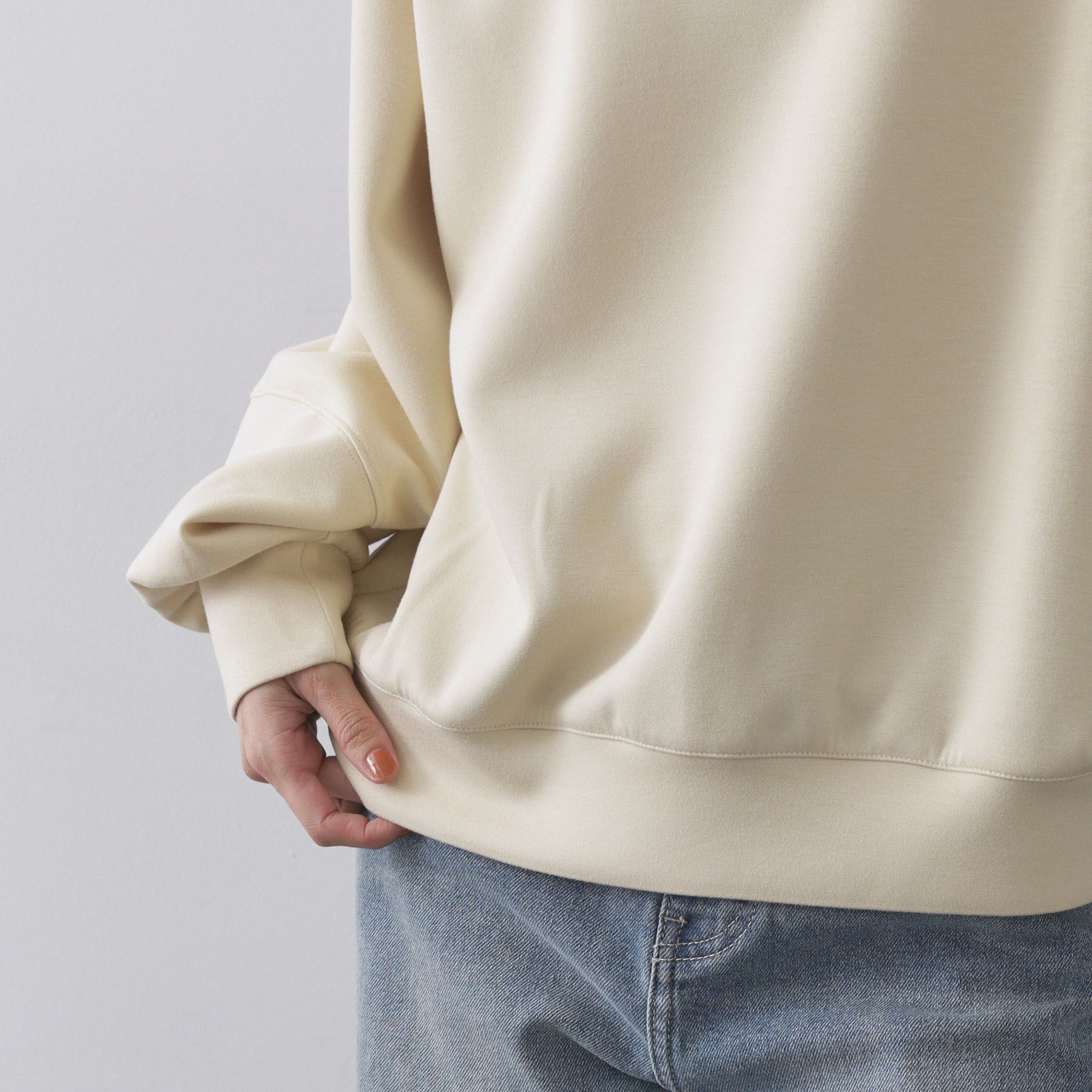 OPAQUE.CLIP「ワンポイント刺繍ダンボールトップス【UVケア/洗濯機洗い可】」|Tシャツ・カットソー|