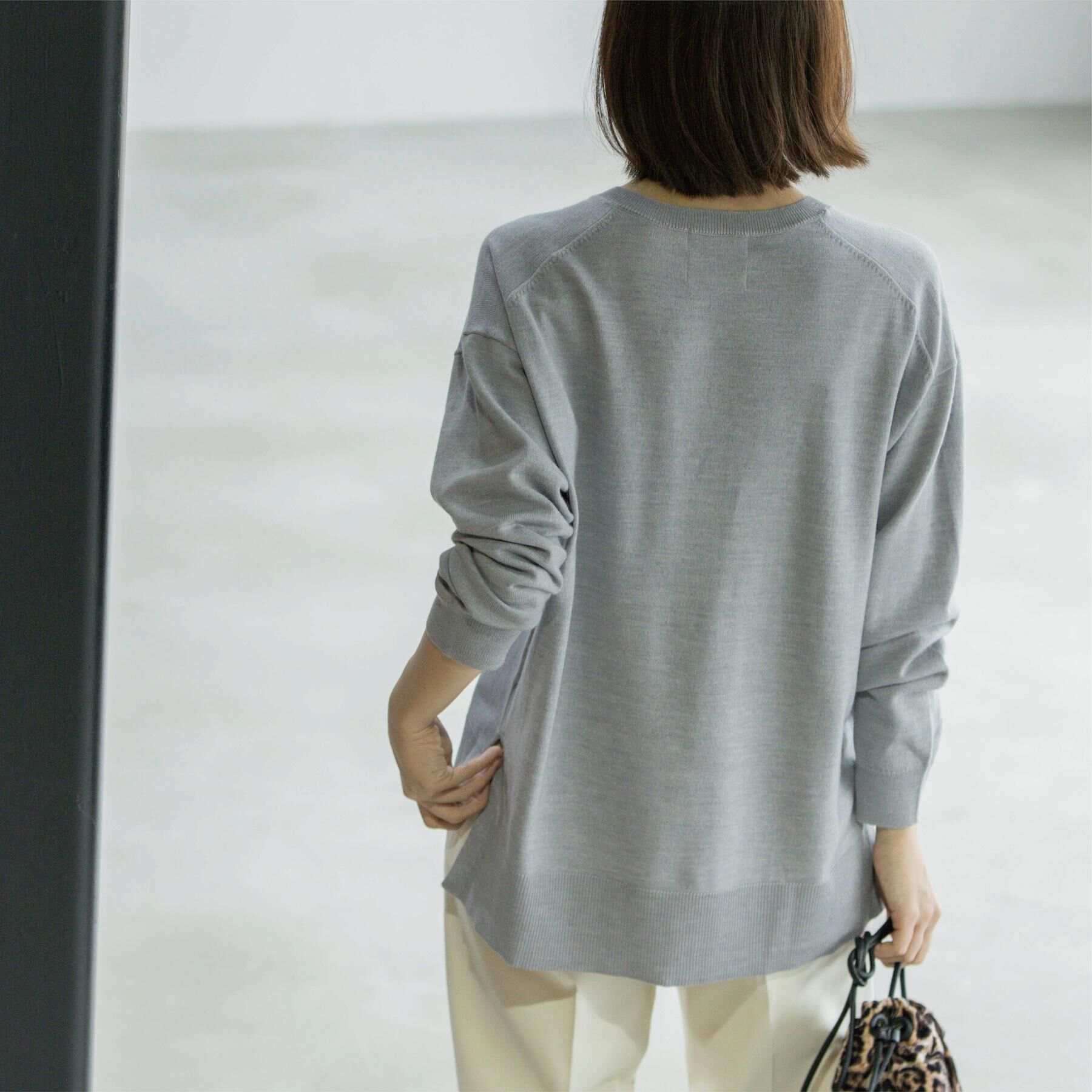 OPAQUE.CLIP「Vネックニット/エクストラファインメリノウール【THEシリーズ/洗濯機OK】」|ニット・セーター|