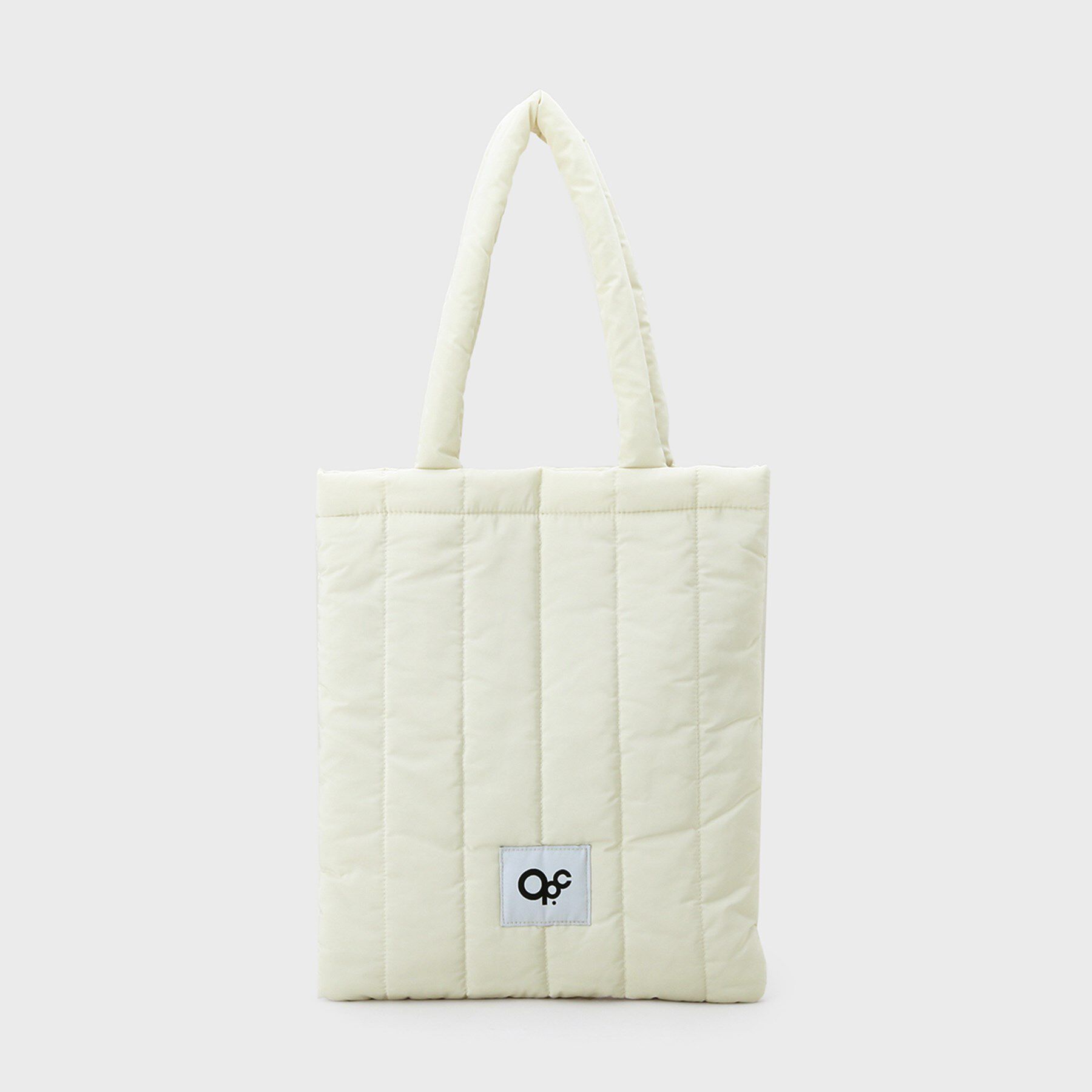 OPAQUE.CLIP「【軽量／カラビナチャーム付き／A4サイズ対応】ストライプキルトパフィートートバッグ」|トートバッグ|