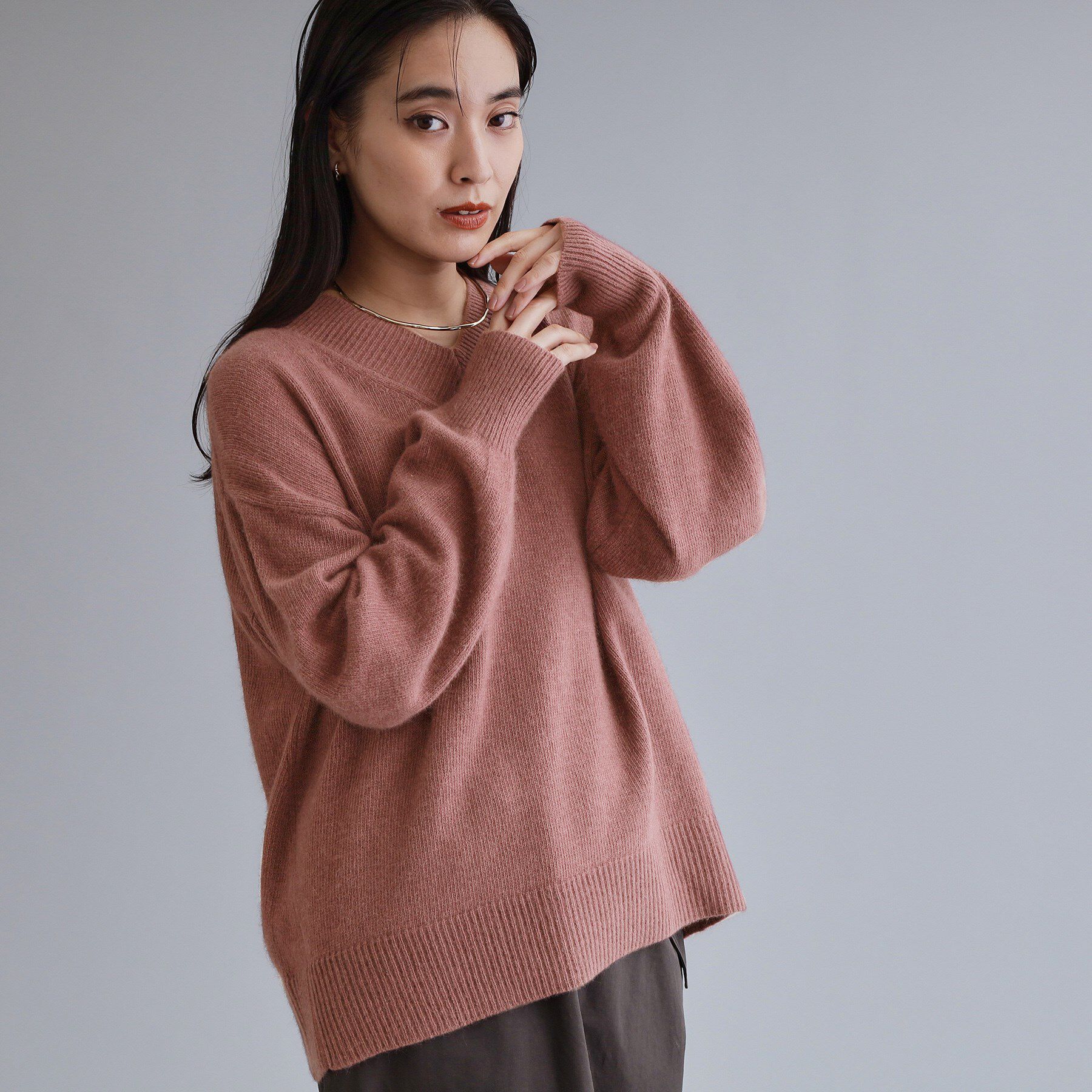OPAQUE.CLIP「【es】フラッフィーウールVネックニット【洗濯機OK】」|ニット・セーター|ピンク(071)
