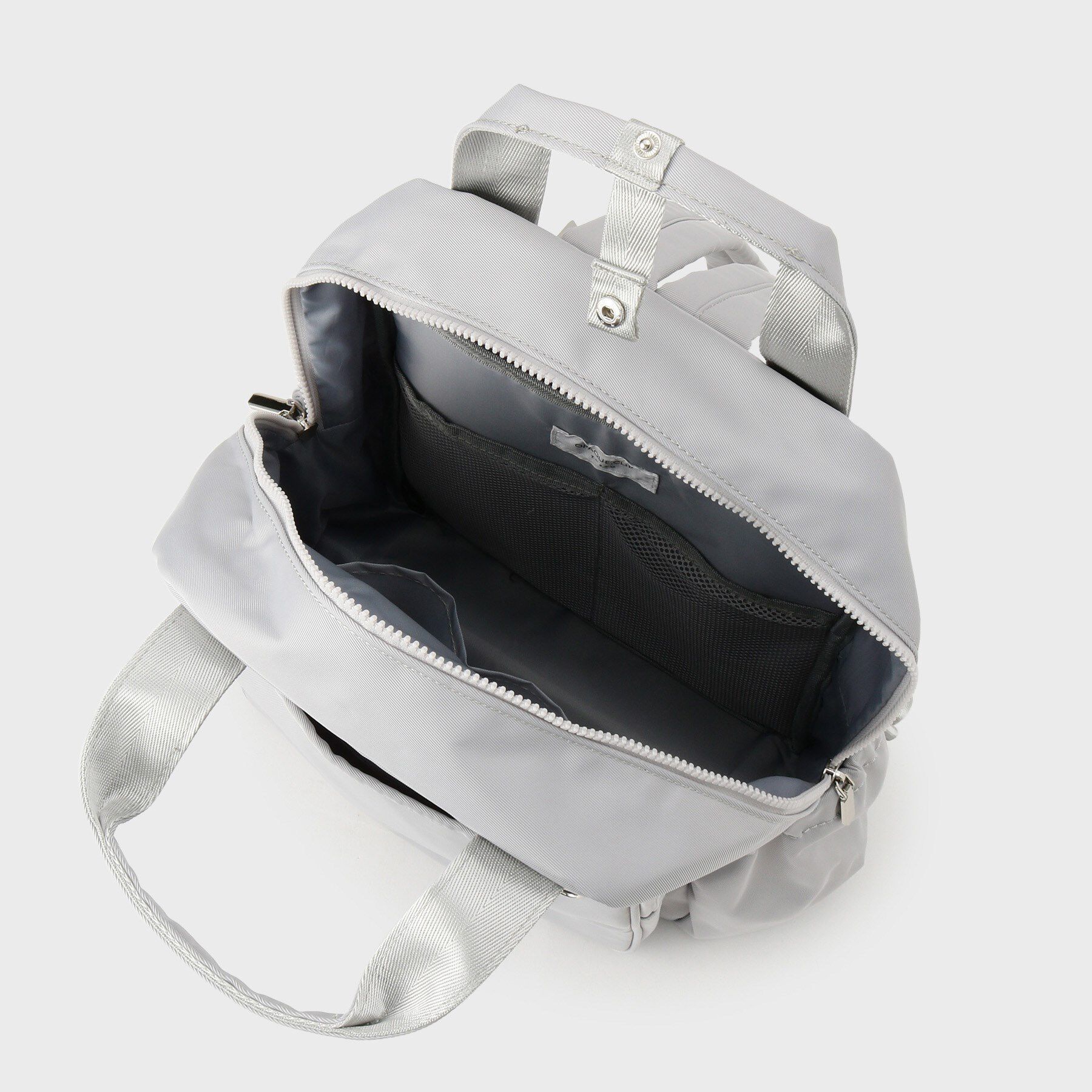 OPAQUE.CLIP「フロントポケットデザインリュック【2WAY／マルチポケット】」|リュック|