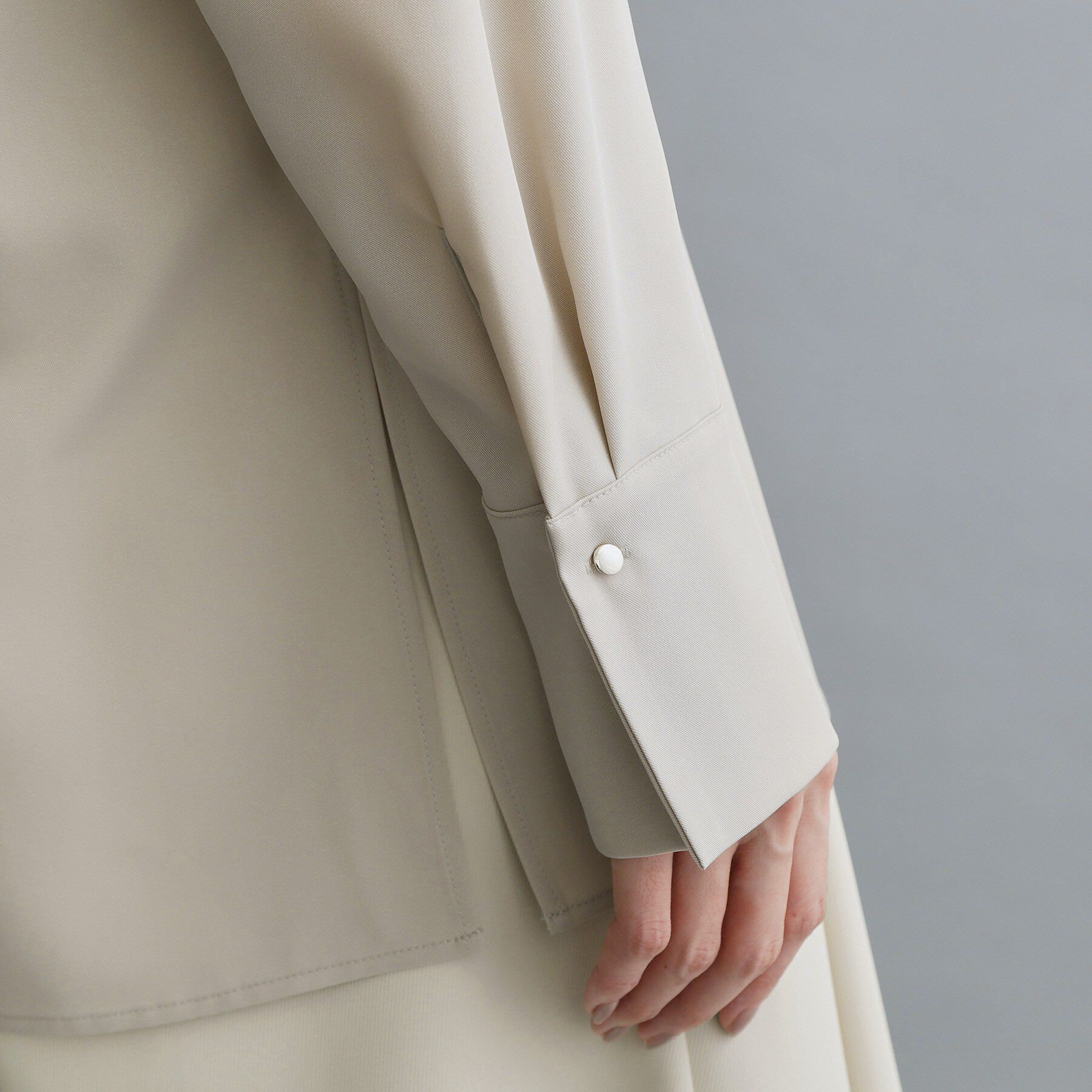 OPAQUE.CLIP「【es】ヒゲレースVネックブラウス【洗濯機OK】」|シャツ・ブラウス|