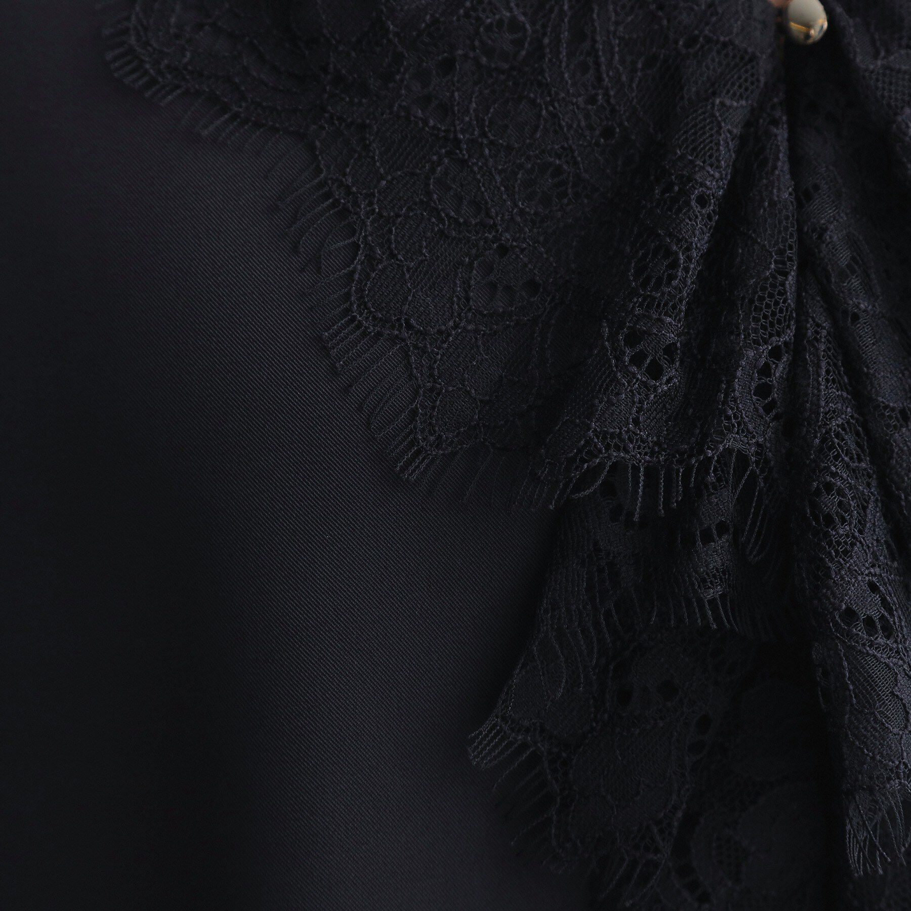 OPAQUE.CLIP「【es】ヒゲレースVネックブラウス【洗濯機OK】」|シャツ・ブラウス|