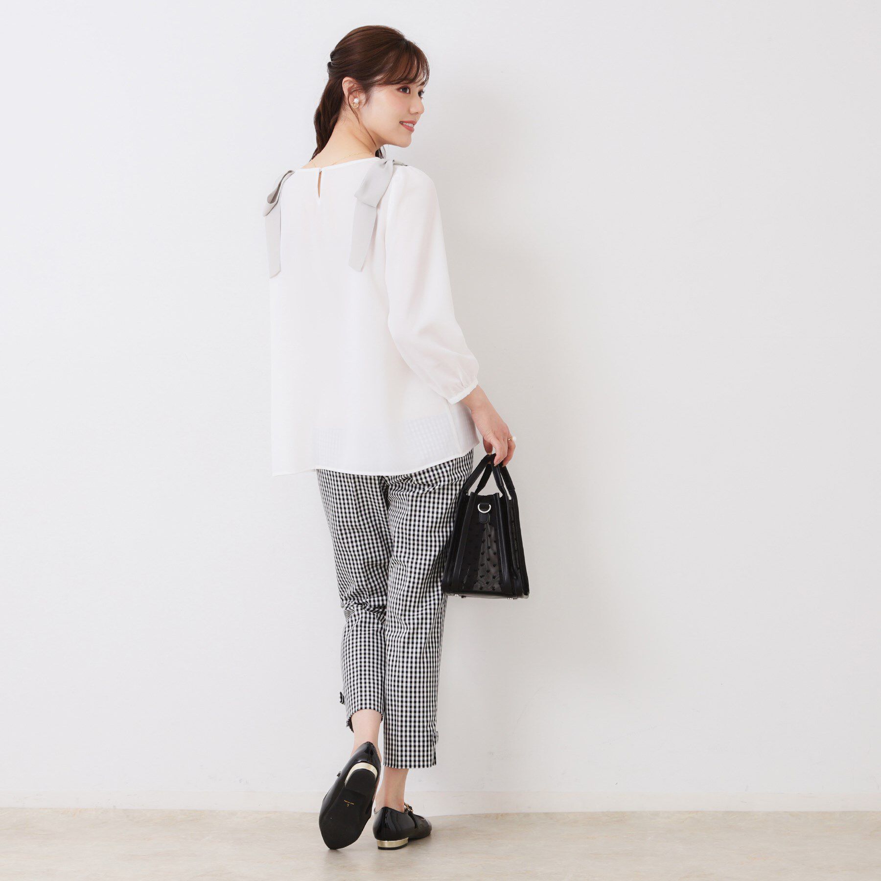 Couture broach「【フェミニン・通勤】肩リボンシフォンブラウス」|シャツ・ブラウス|