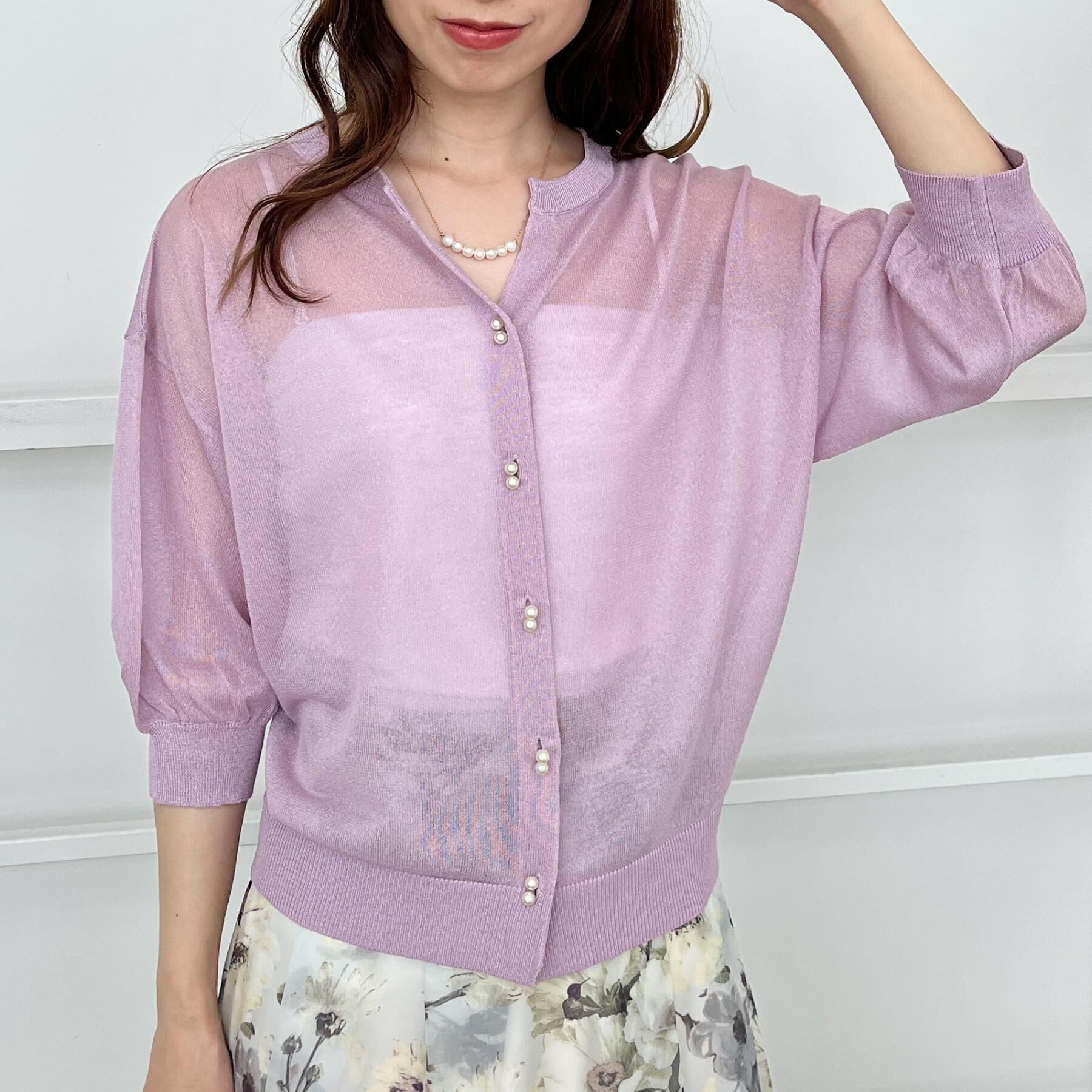 Couture broach「【前後2WAY・二の腕カバー】ダブルパール調釦5分袖シアーカーディガントップス」|カーディガン|