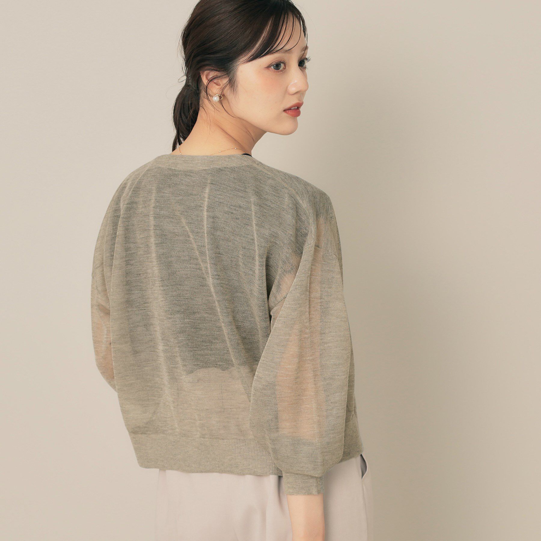 Couture broach「【秋カラー・オシャレな透け感】ダブルパール調シアーカーディガン」|カーディガン|