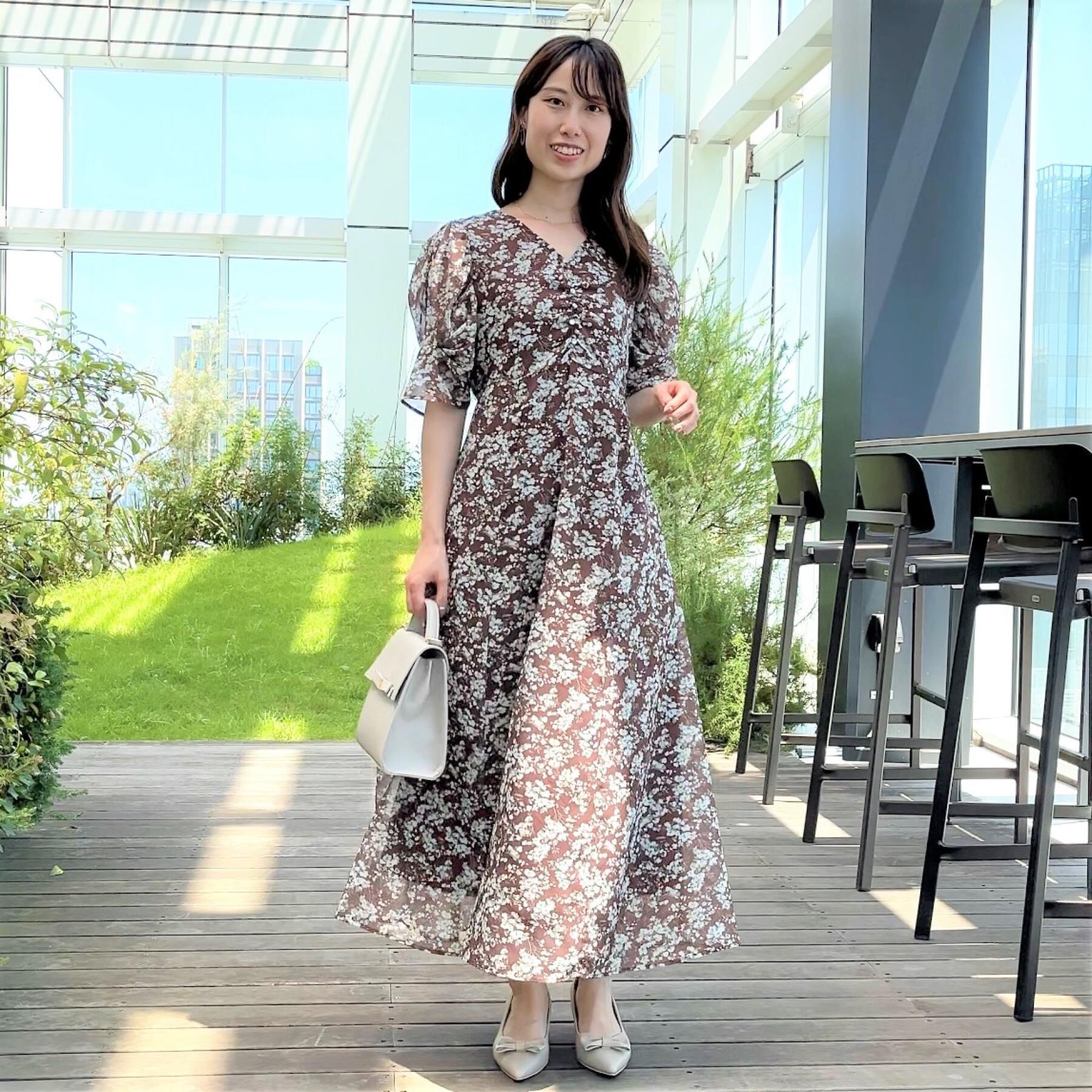 Couture broach「【一枚で着映える・通勤】Vネックフラワーワンピース」|ワンピース|