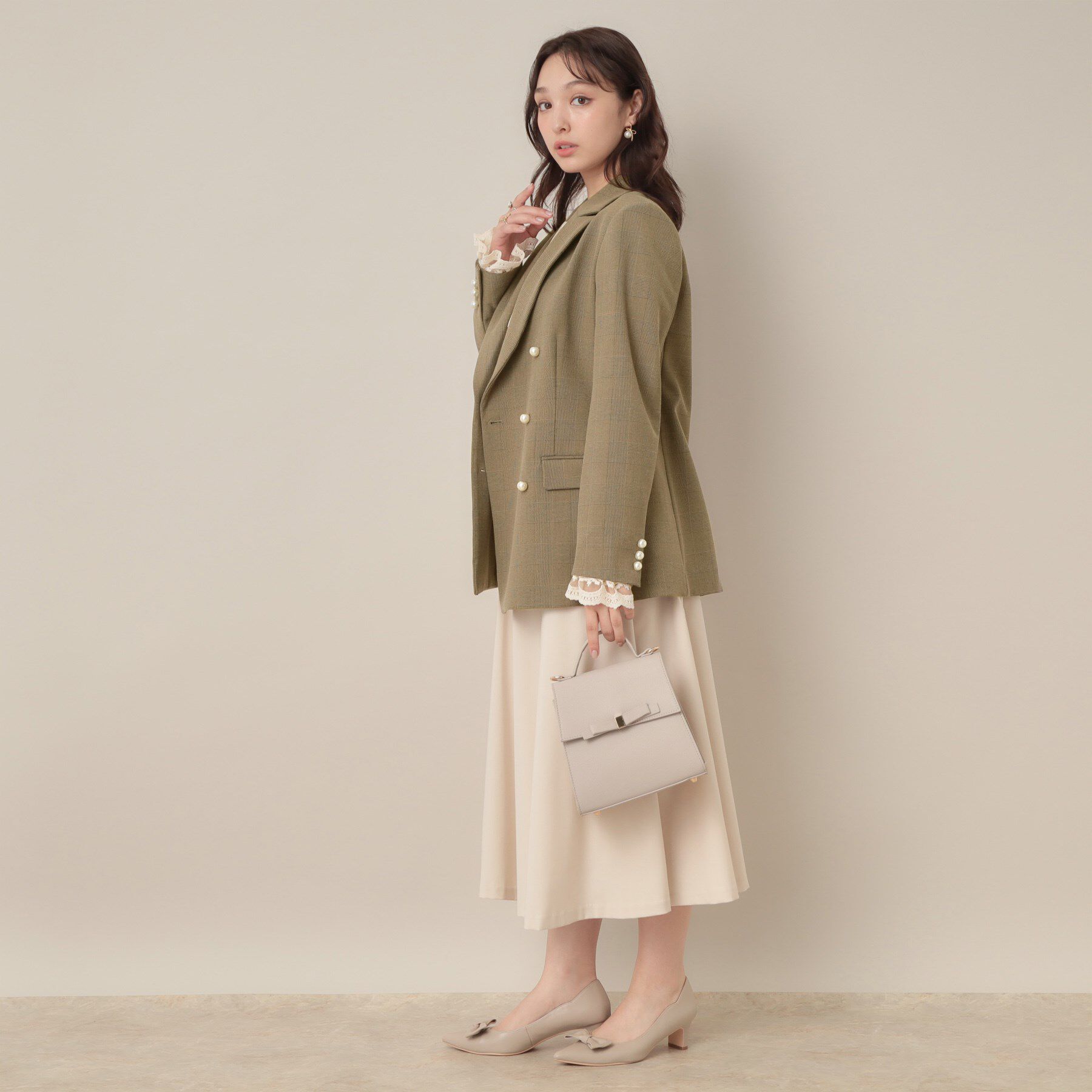 Couture broach「【高見え・きれいめ・通勤】レースカフス パール調釦テーラードジャケット」|テーラードジャケット|