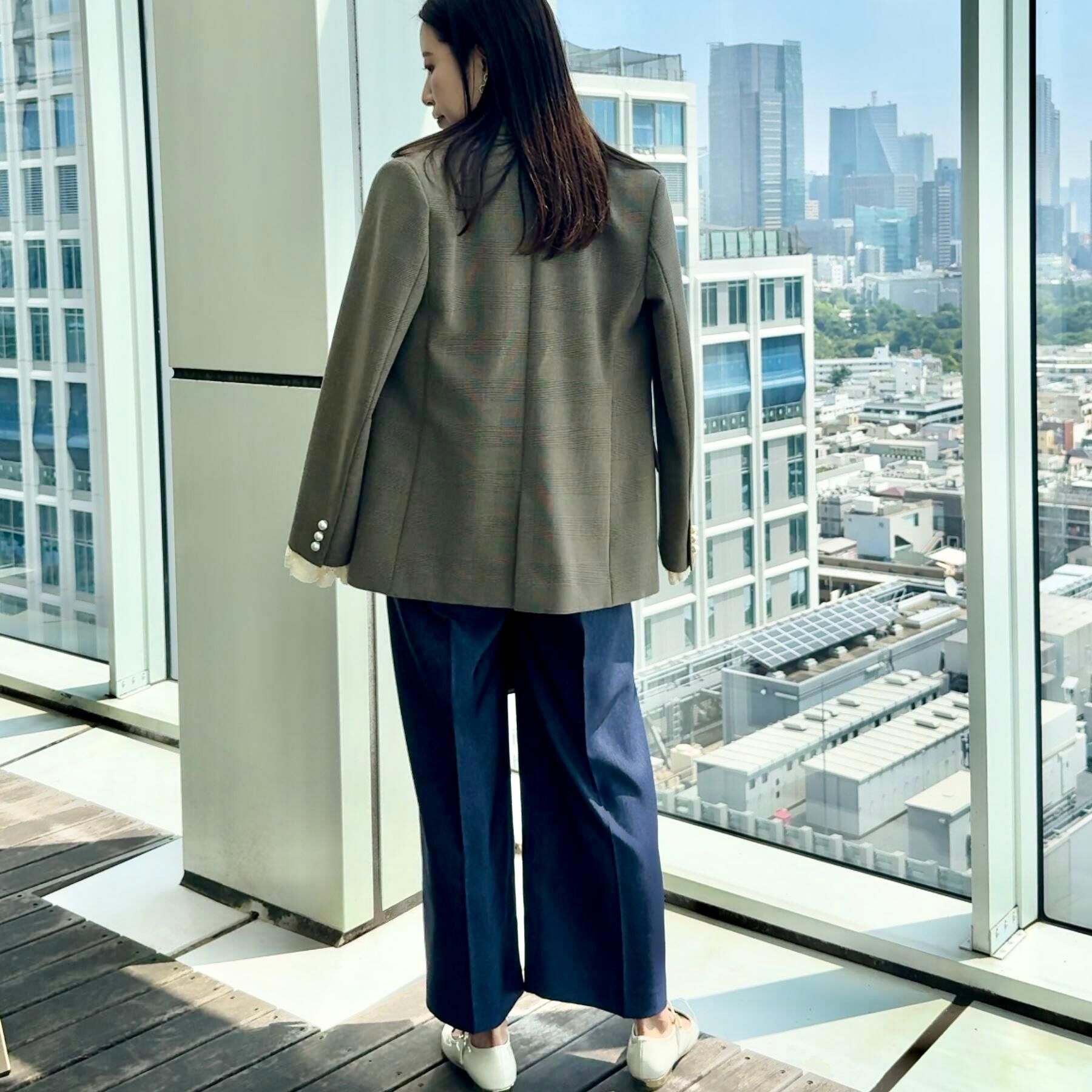 Couture broach「【高見え・きれいめ・通勤】レースカフス パール調釦テーラードジャケット」|テーラードジャケット|