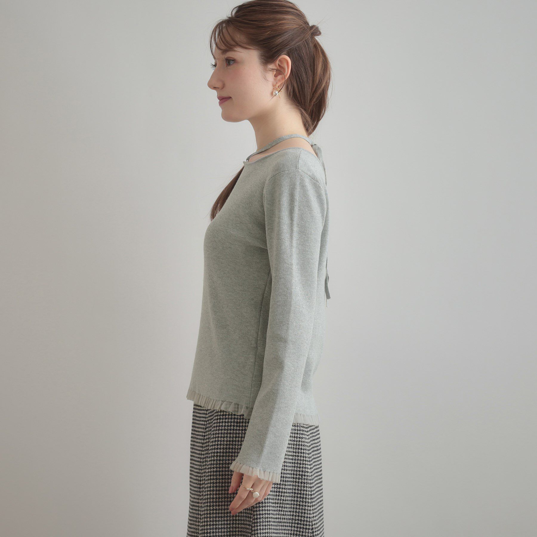 Couture broach「【大人可愛い・リボン取り外し可】前後2WAYラメリブ シアープチフリルニット」|ニット・セーター|