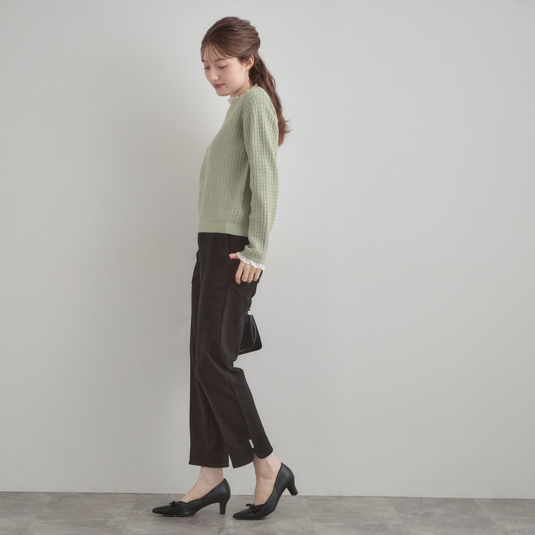 Couture broach「【大人上品・着映え】ケーブルレース バックリボンニット」|ニット・セーター|