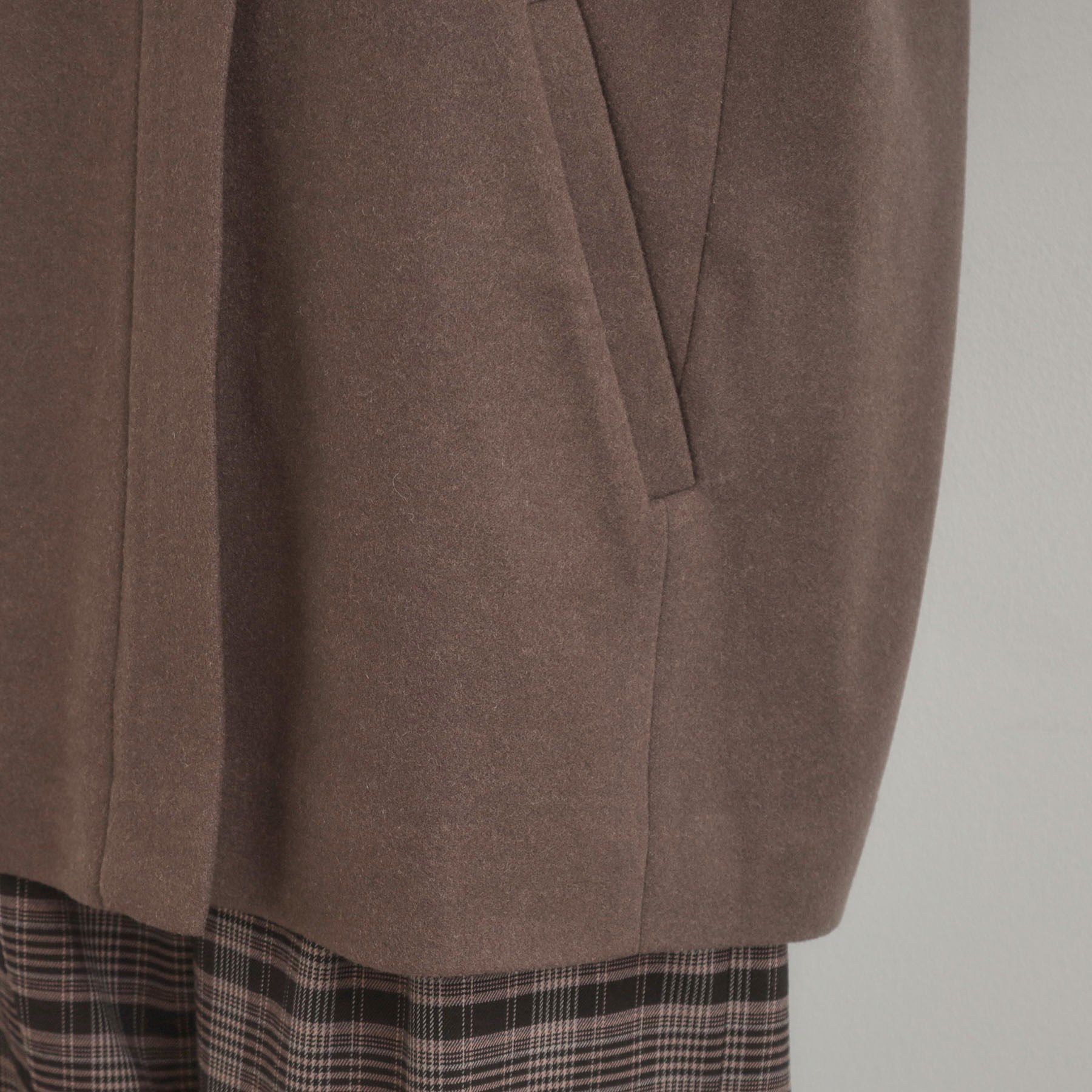 Couture broach「【大人可愛い・フード取り外し可能】フードフェイクファー ハーフ丈コート」|その他|