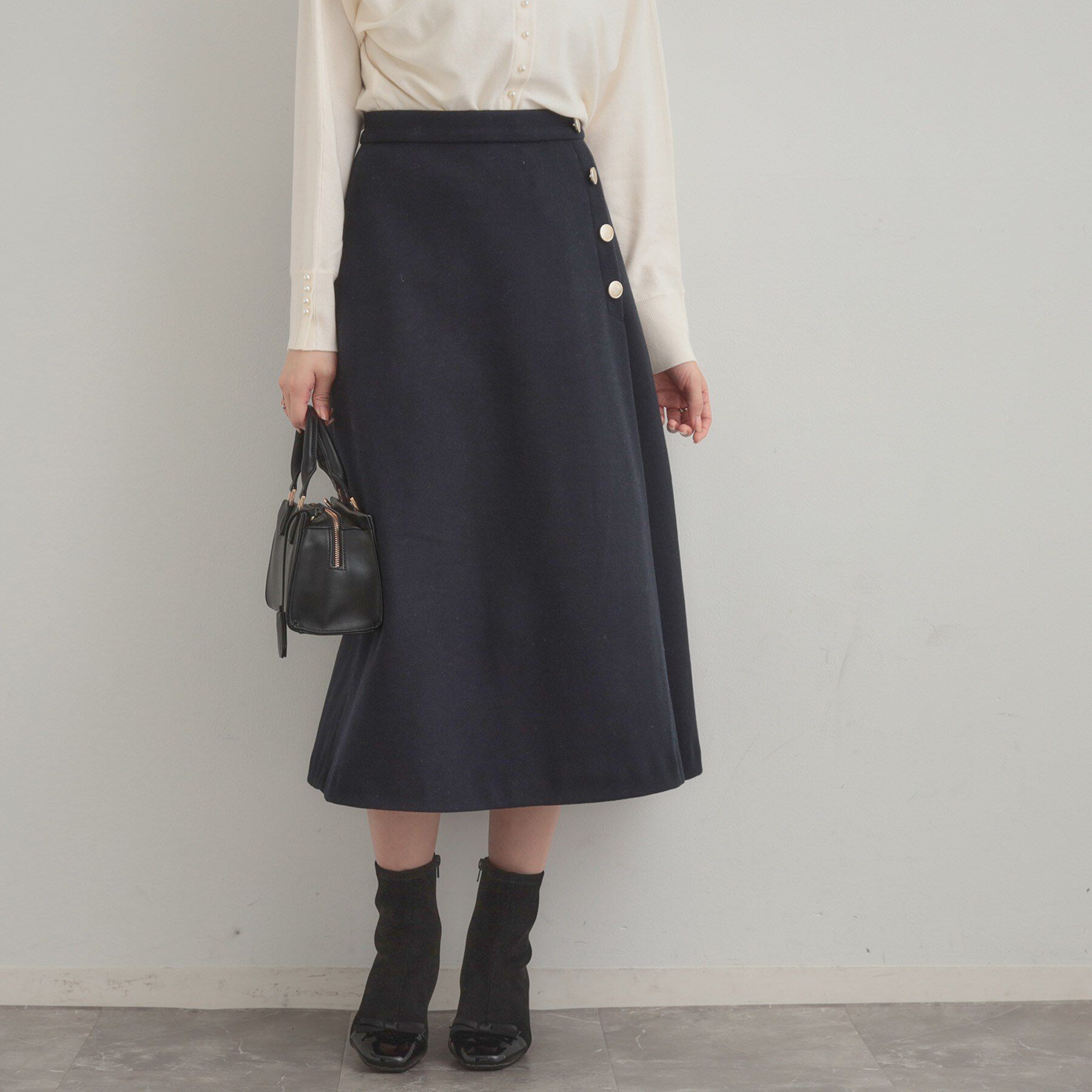 Couture broach「【通勤/金ボタン】フェイクウール ポンチスカート」|スカート|