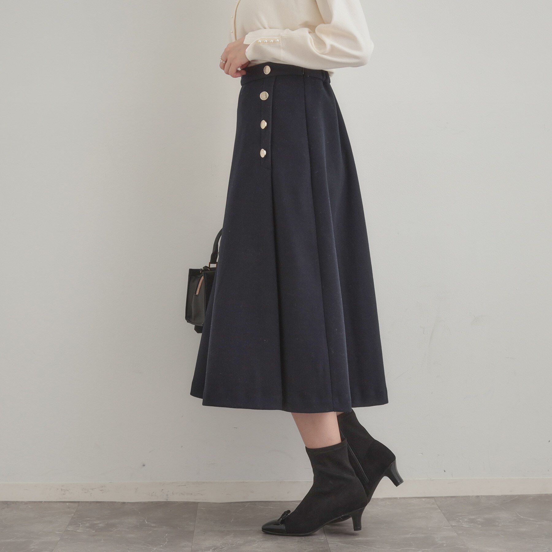 Couture broach「【通勤/金ボタン】フェイクウール ポンチスカート」|スカート|