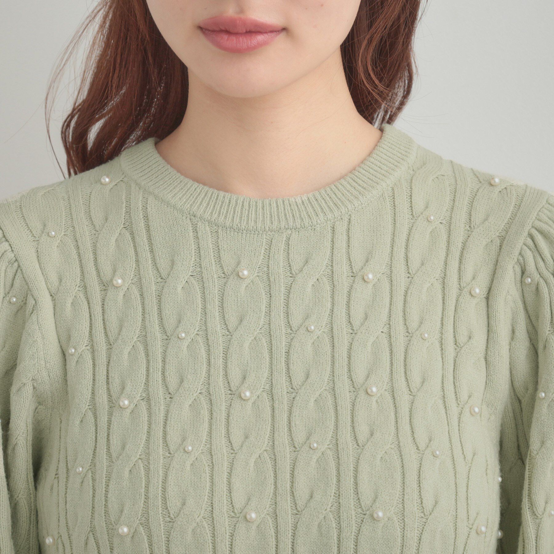 Couture broach「【華やぎ・一枚で着映え】ケーブルパール調ニット」|ニット・セーター|