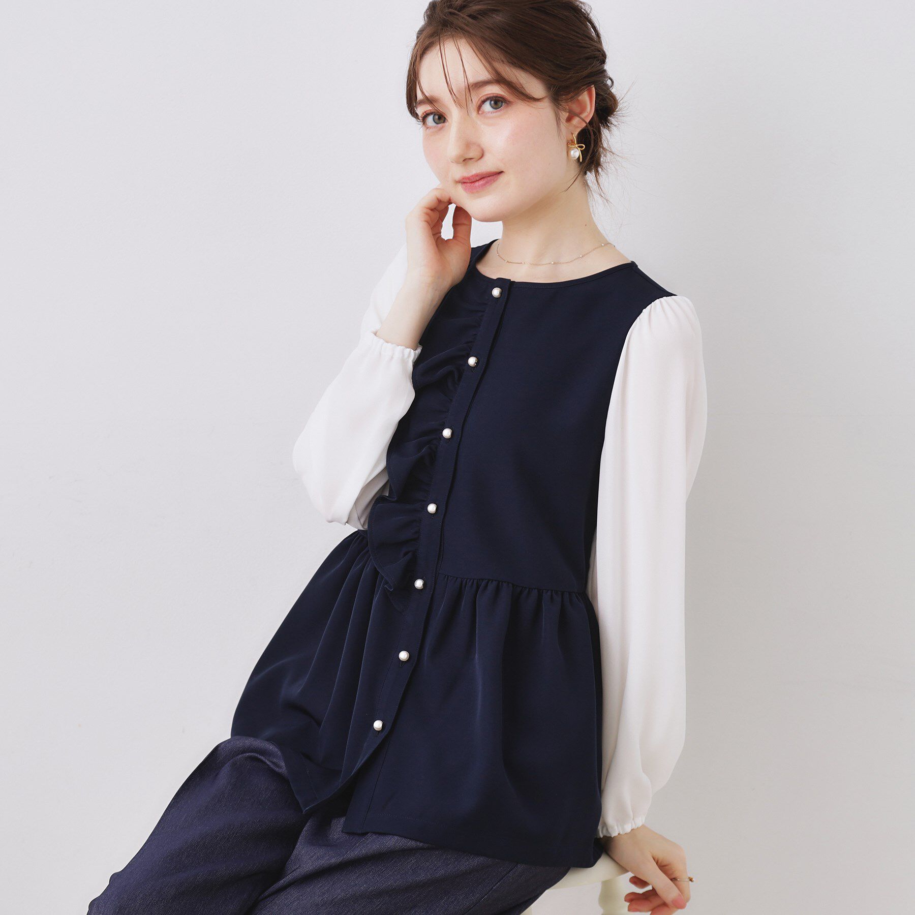 Couture broach「【ハレの日・通勤】フリルドッキング ペプラムブラウス」|シャツ・ブラウス|