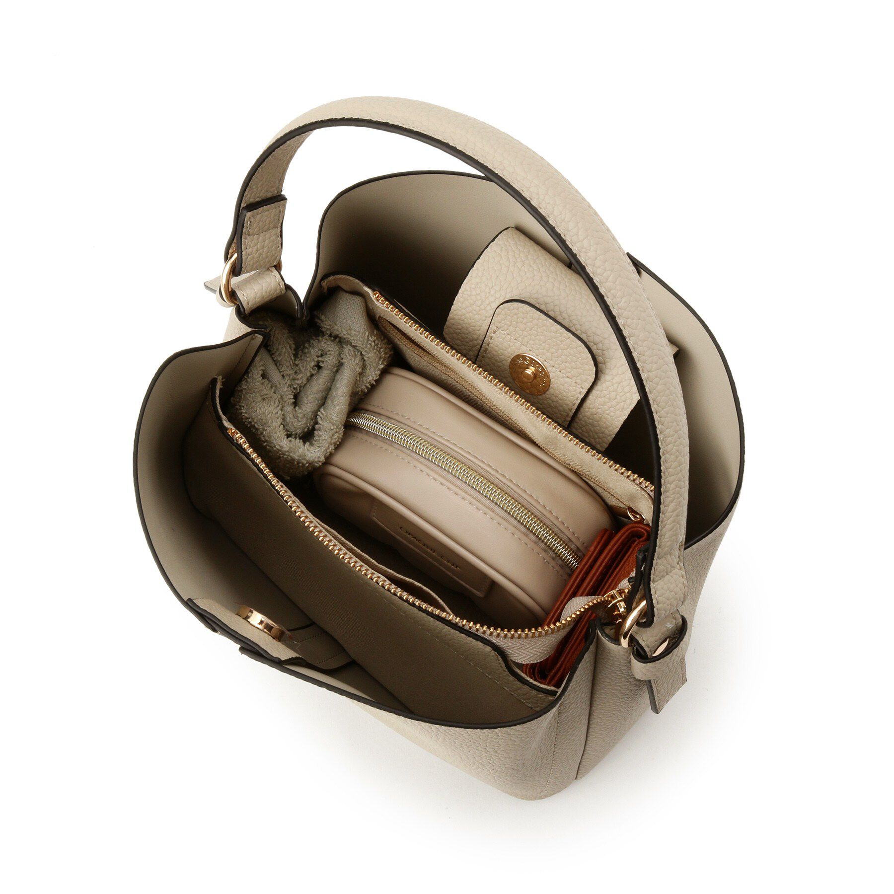 Couture broach「2wayレザー調ハンドバッグ」|ショルダー・メッセンジャー|