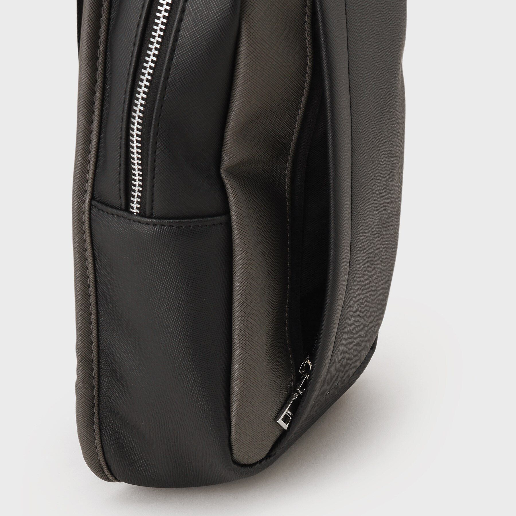 THE SHOP TK「サフィアーノ切替えボディバック」|その他|