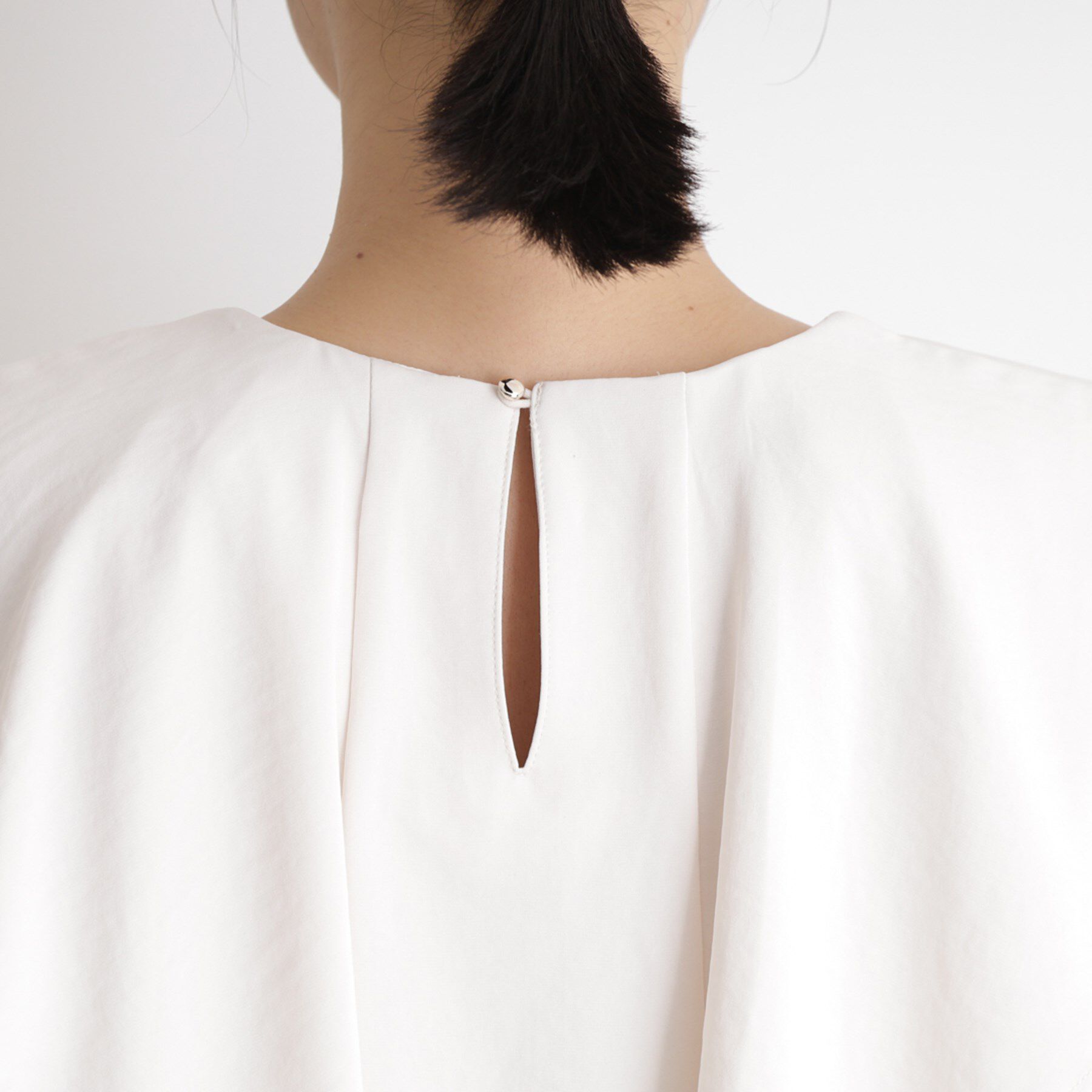 THE SHOP TK「【ONOFF活躍】フリルデザインブラウス/セットアップ可」|シャツ・ブラウス|