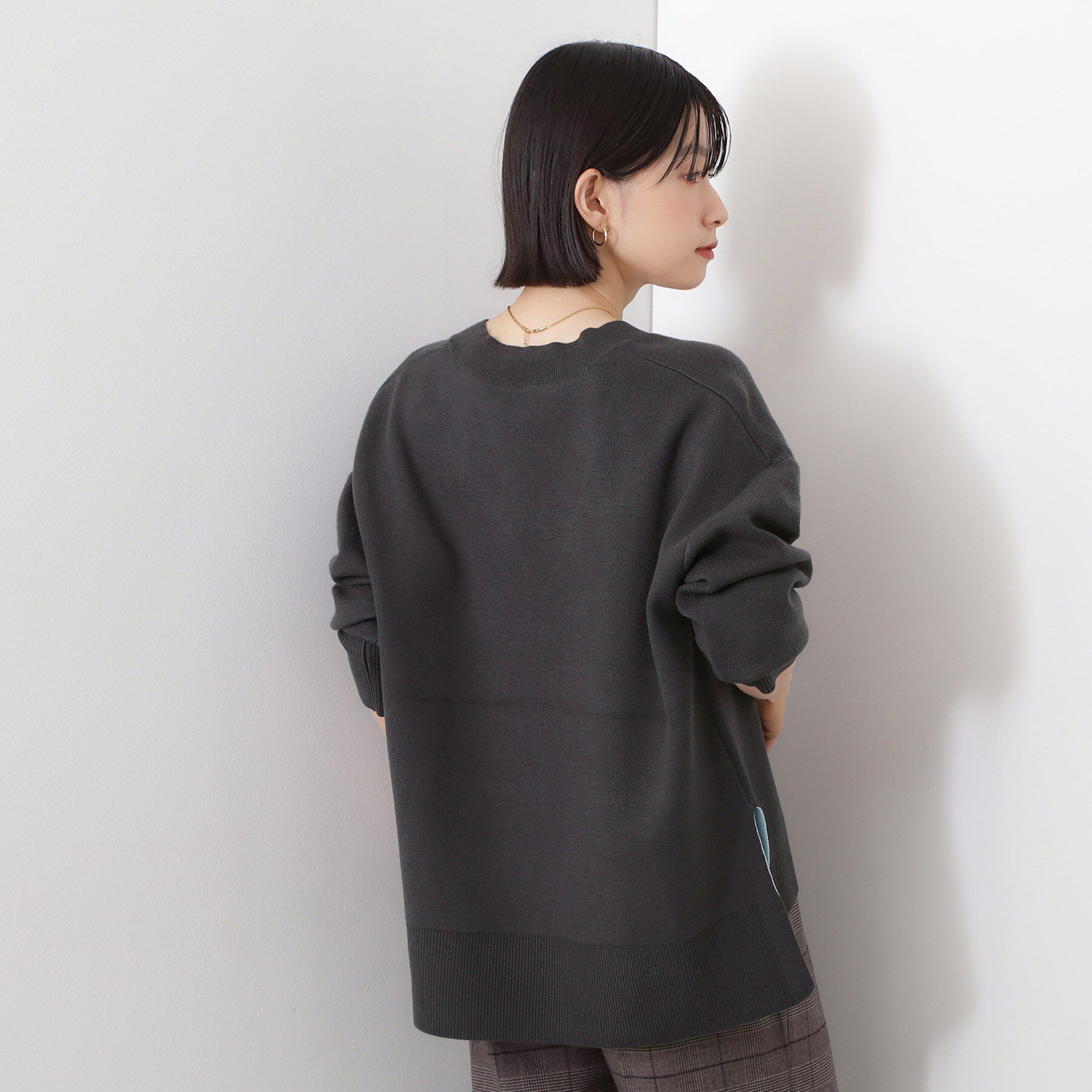 THE SHOP TK「【体型カバー】ゆったり サイドスリットニット」|ニット・セーター|