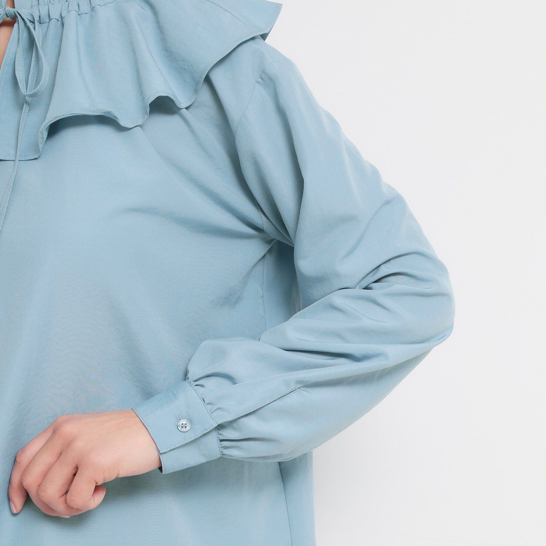 THE SHOP TK「大人のフェミニンカジュアルに エアリーフリルブラウス」|シャツ・ブラウス|