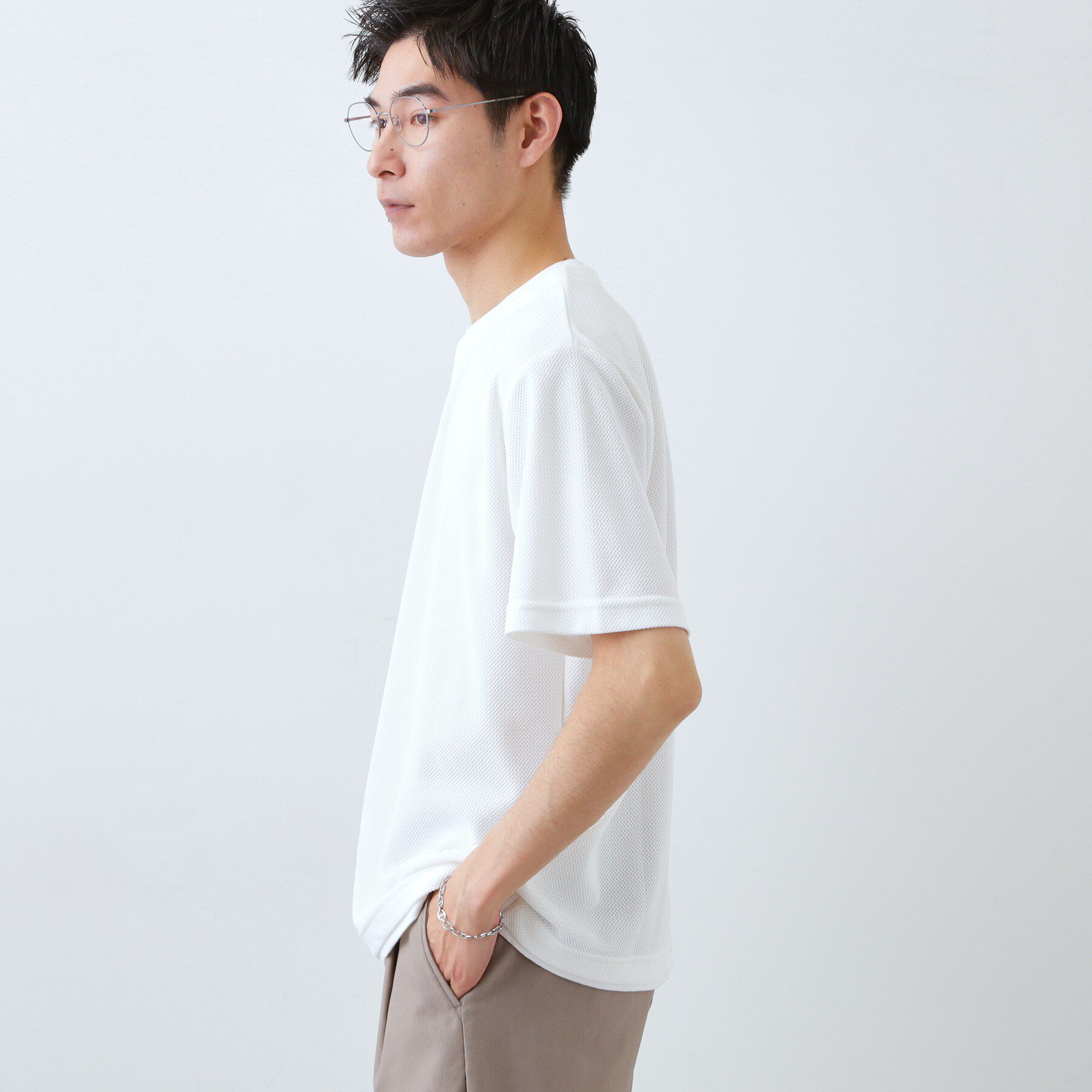 THE SHOP TK「【一枚でコーディネートが完成！】レイヤード風 キーネック 半袖Tシャツ 洗濯機OK」|Tシャツ・カットソー|