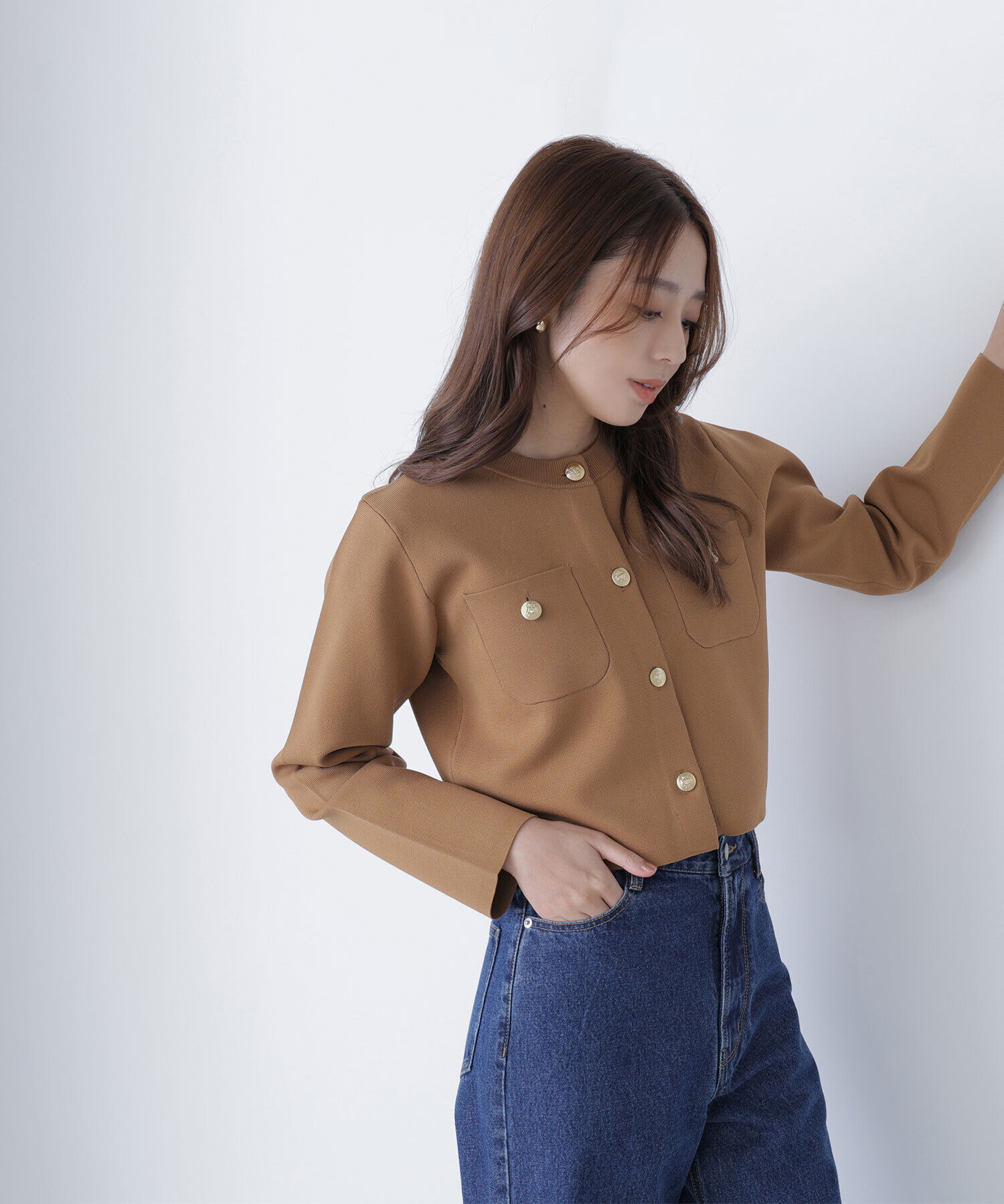  「エンブレムボタンニットジャケット」|ニット・セーター|