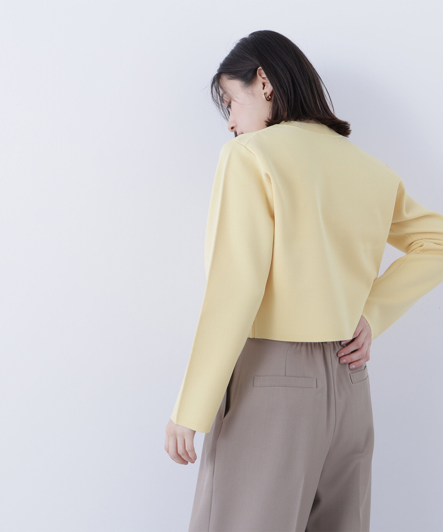  「エンブレムボタンニットジャケット」|ニット・セーター|