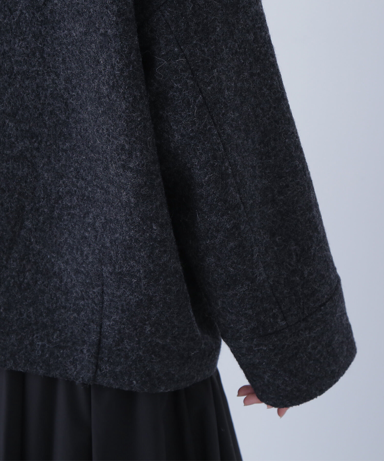  「ウーリーフォルムハーフコート」|ブルゾン・スタジャン|