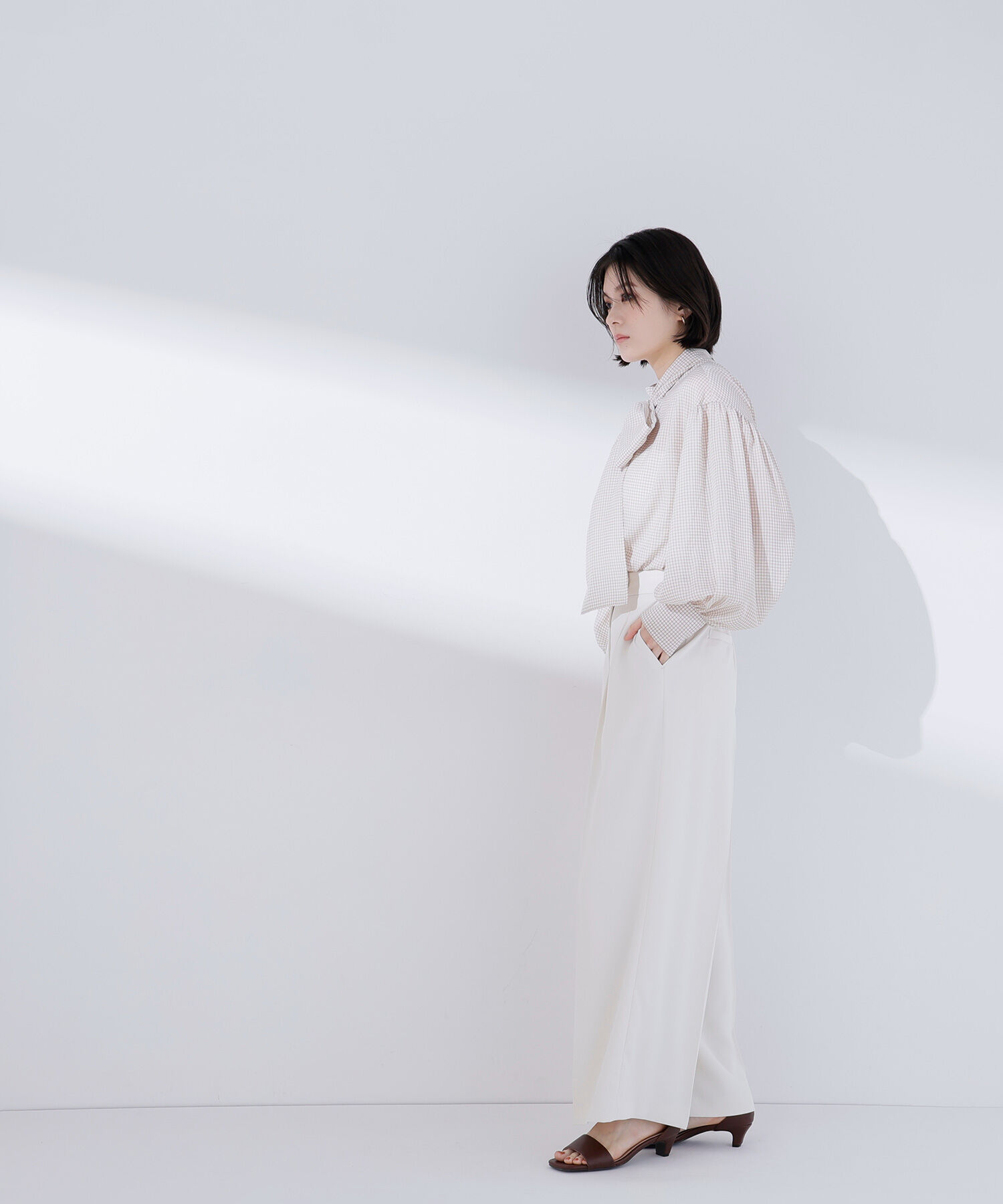  「メタルポイントワイドパンツ」|その他|